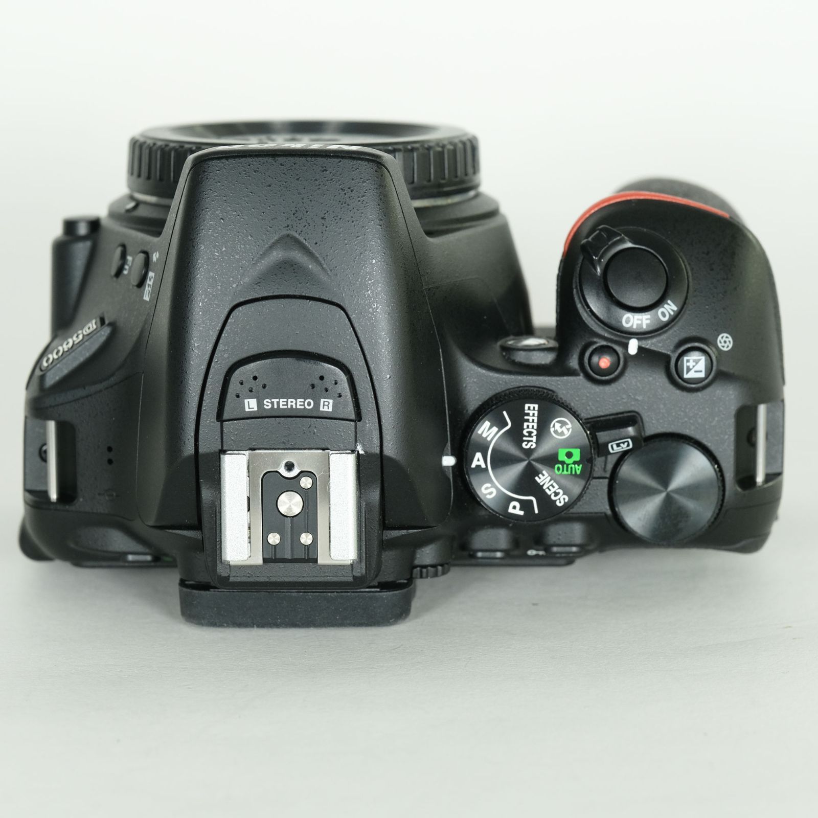 美品 | シャッター数3,206回] Nikon D5600 [ボディ] | デジタル一眼