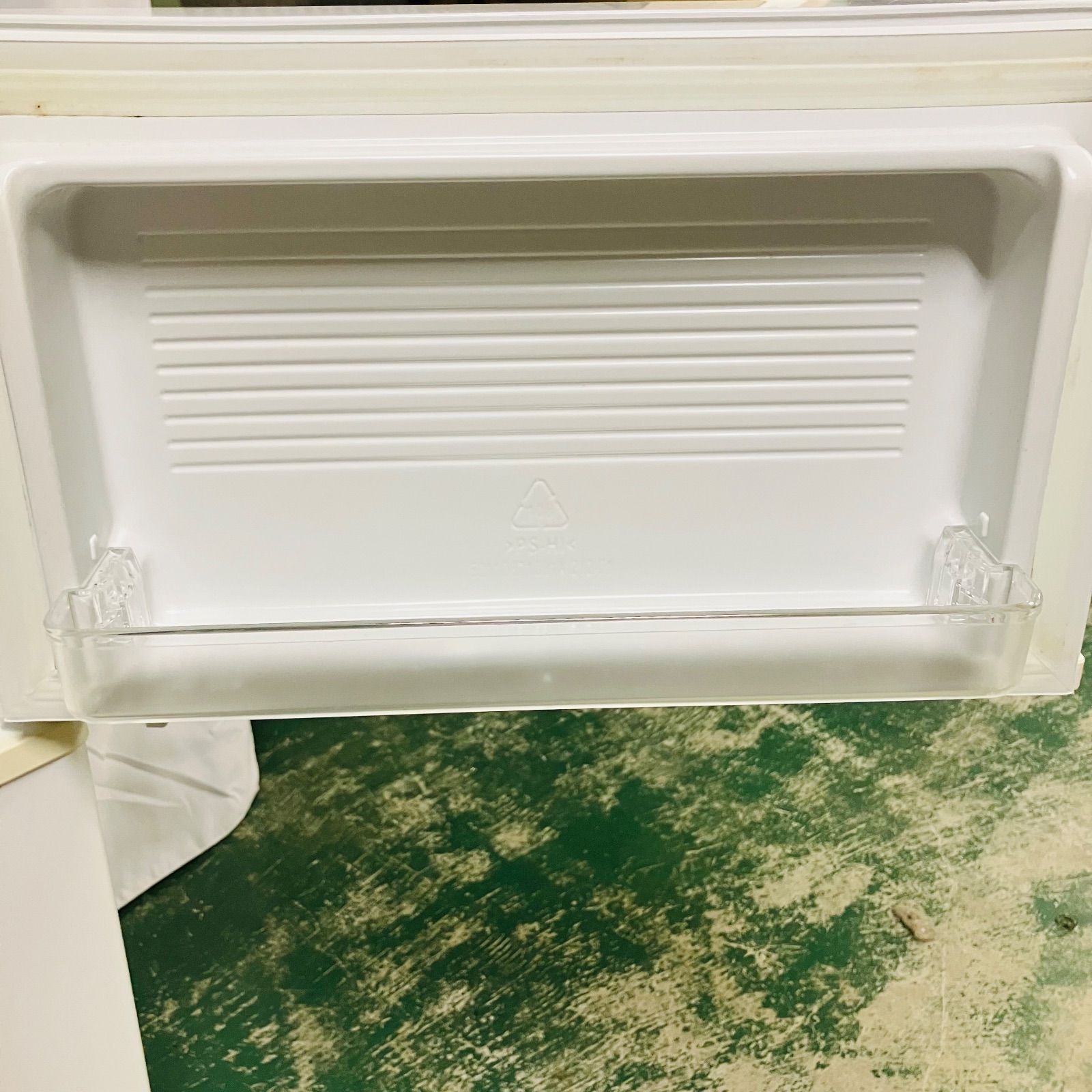 11h34. ヤマダ 90L YRZ-C09B1 小型冷蔵庫 右開き 一人暮らし 単身 2018