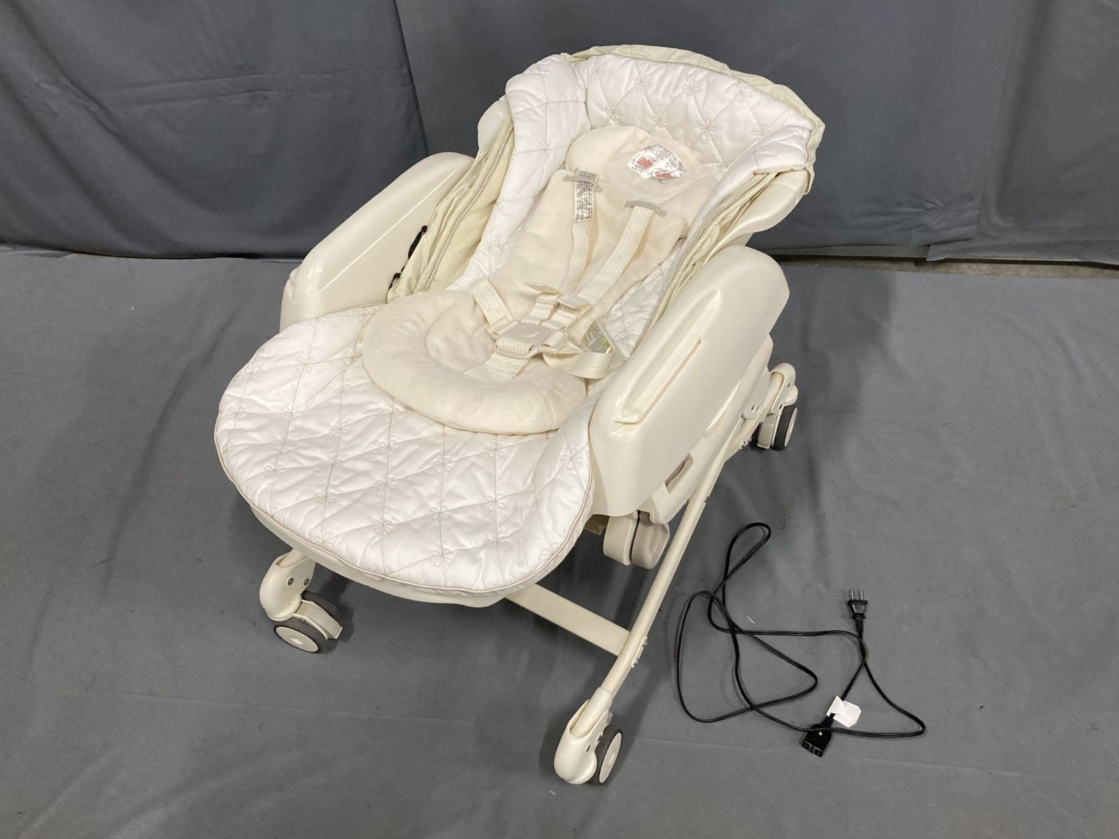 Combi コンビ 電動 ハイローチェア オートスイング CWL フェアレットAT