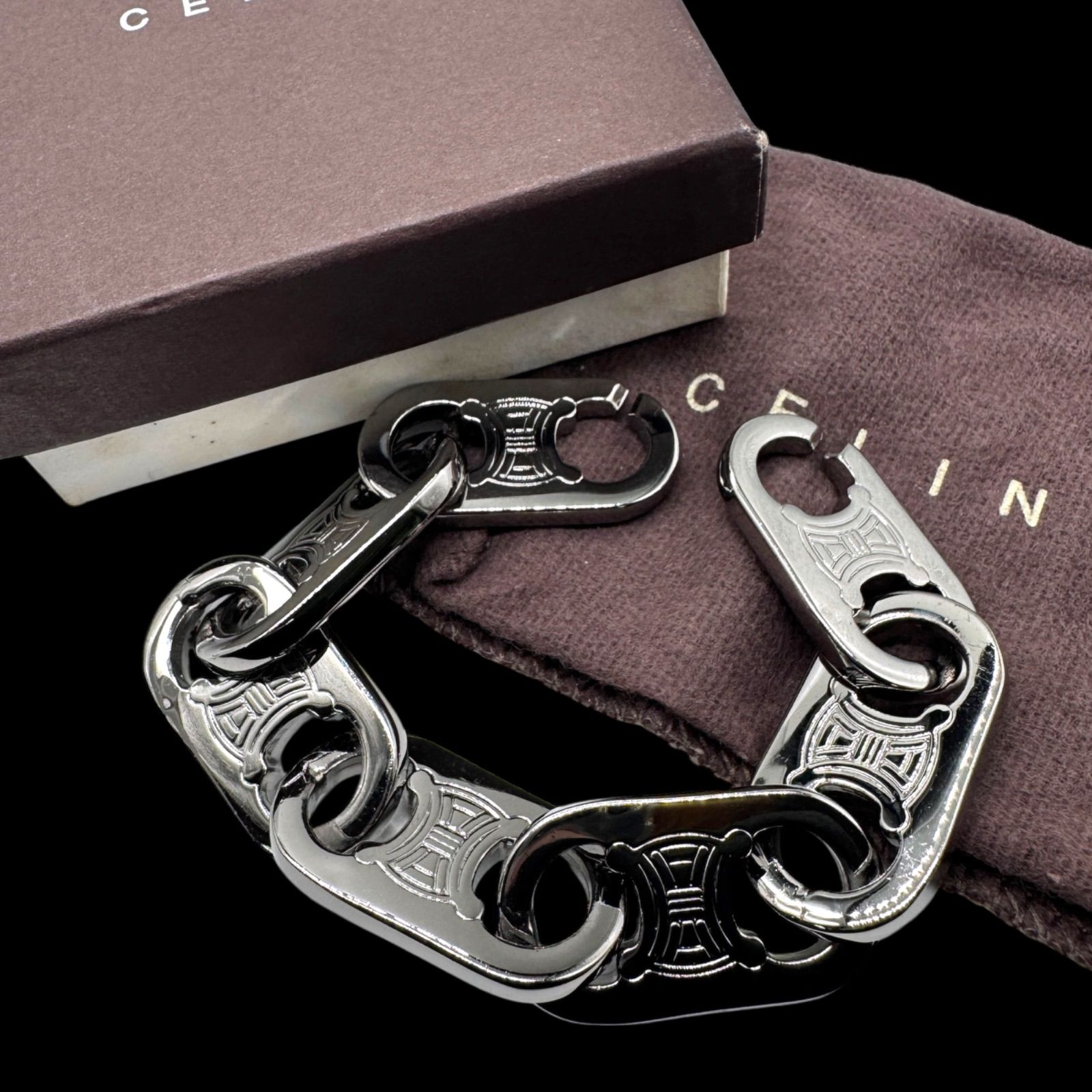 希少 CELINE セリーヌ トリオンフロゴ シルバーブレスレット バングル 