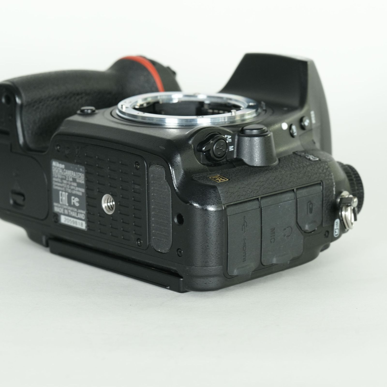 良品 | シャッター数81,980回｜注意事項あり] Nikon D750 [ボディ