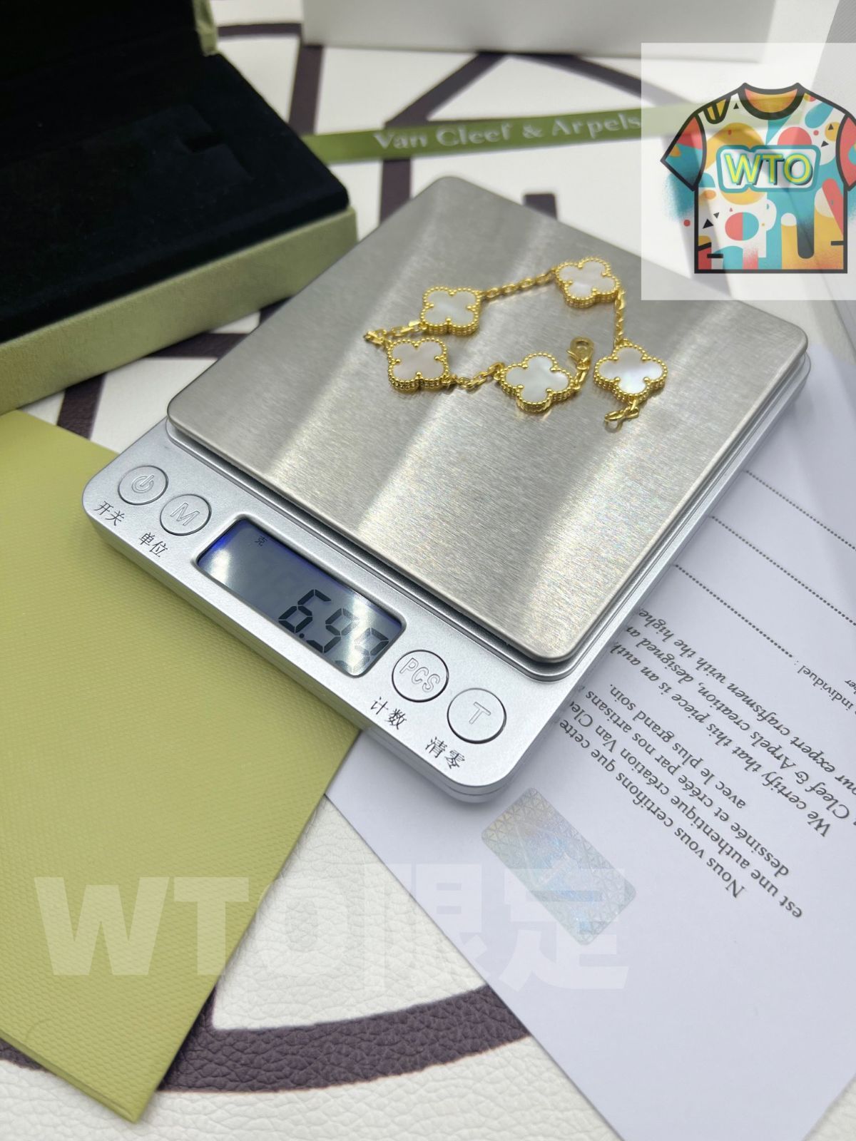 Van Cleef & Arpels] ヴァン クリーフ＆アーペル 四つ葉のクローバー