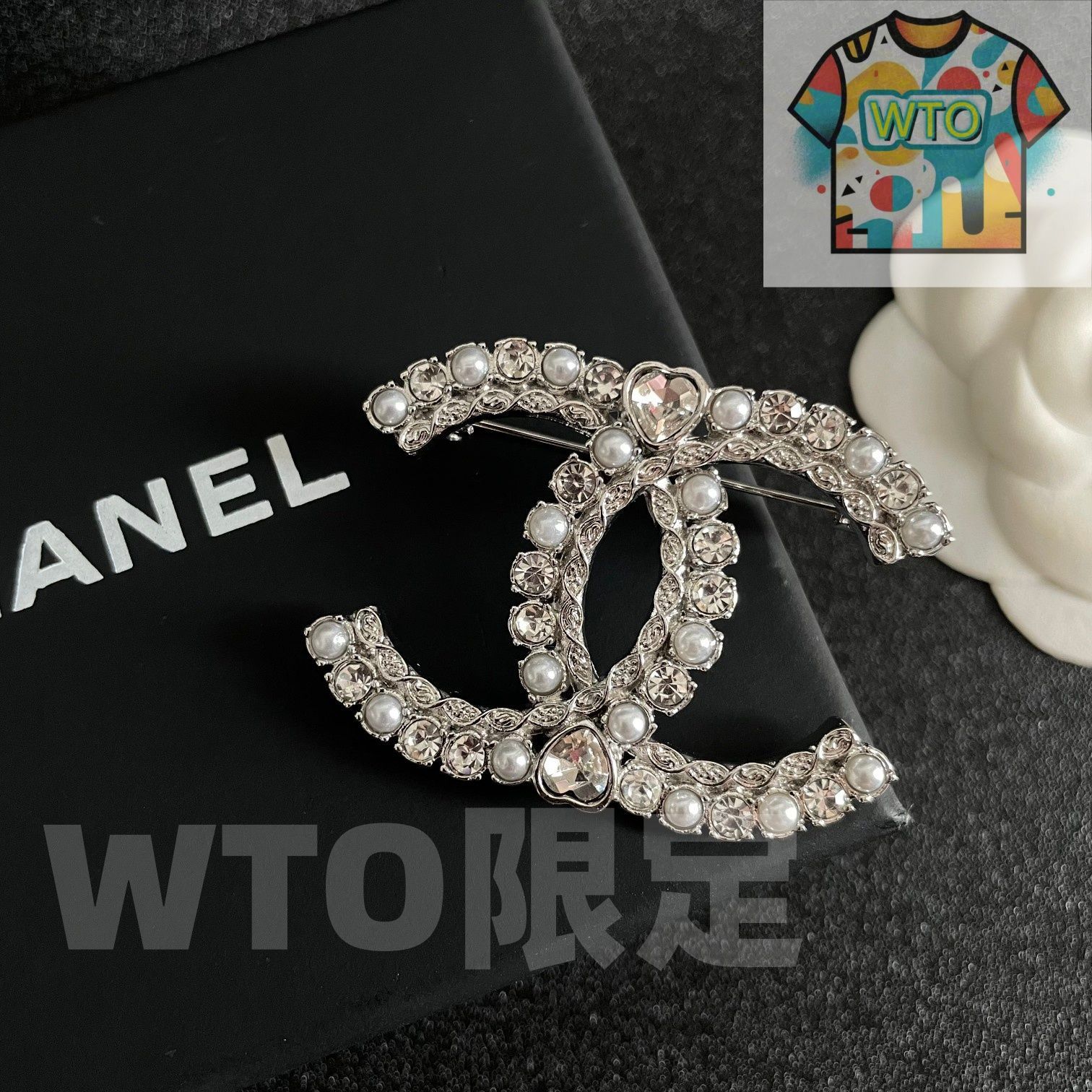 今日特価】CHANEL シャネル 専門店新商品と同時期に発売 胸ピン 送料