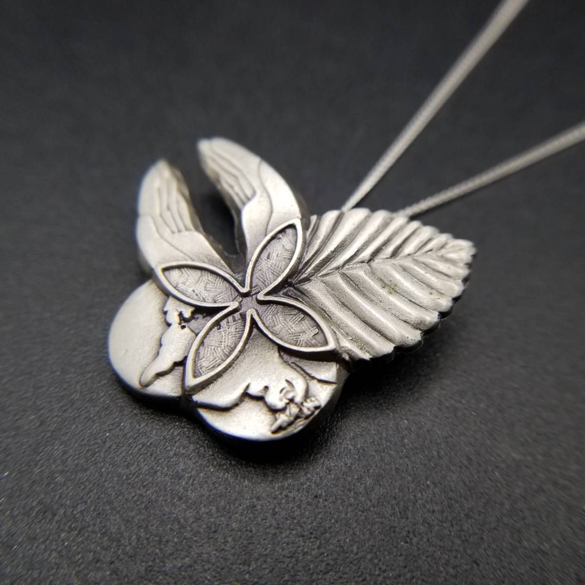 花を運ぶ鳩 鳥モチーフ 925 シルバー ヴィンテージ フローラル