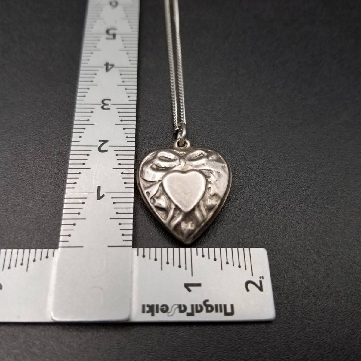 WWII期 ヴィンテージ スウィートハートジュエリー リボンをかけた