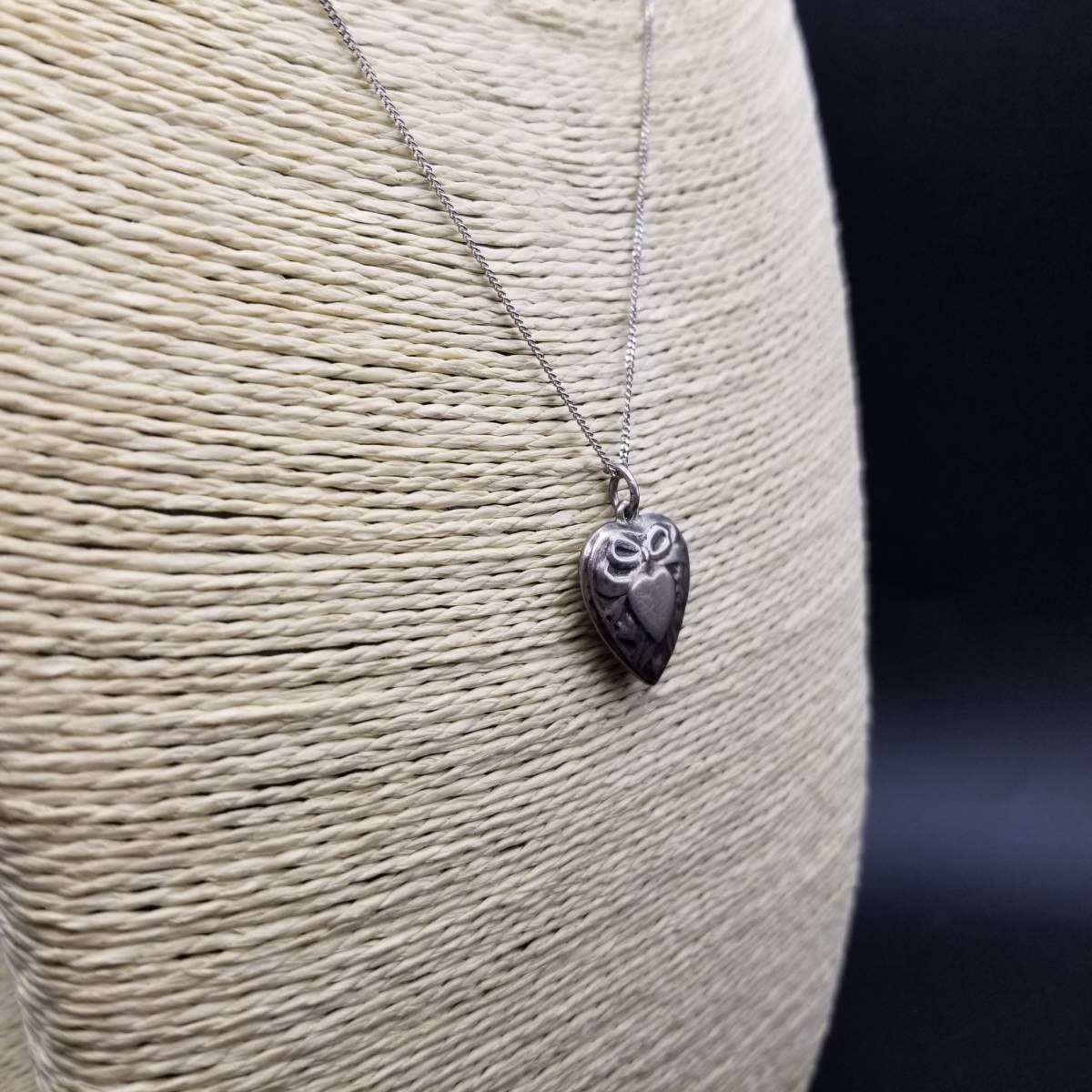 WWII期 ヴィンテージ スウィートハートジュエリー リボンをかけた