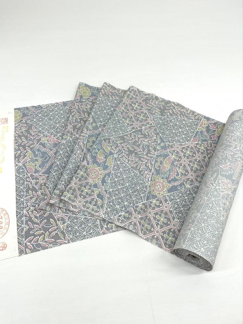 小紋 寄せ柄 全体柄 正絹 反物 T9119 - メルカリ