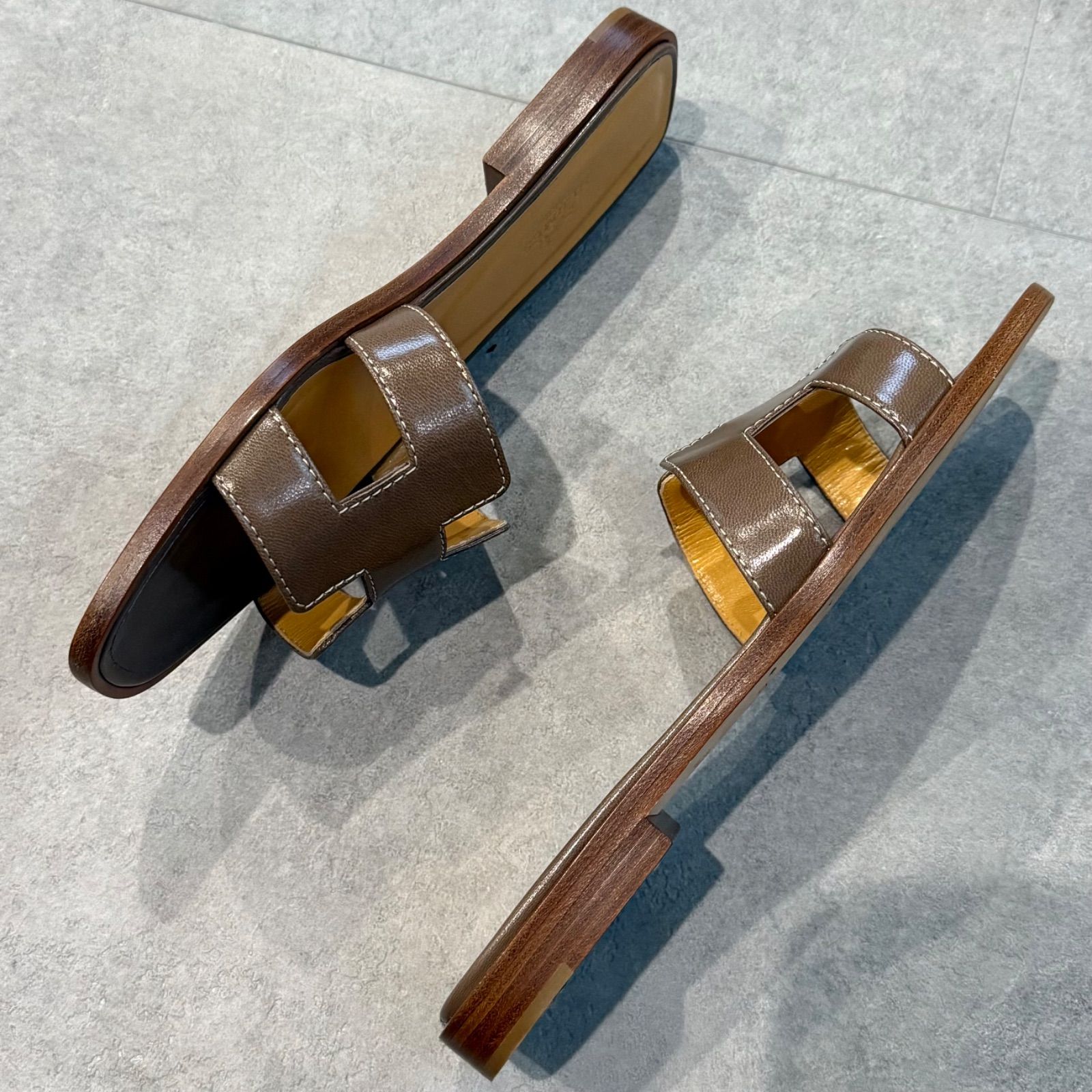 美品 HERMES エルメス サンダル オラン Hロゴ フラットシューズ
