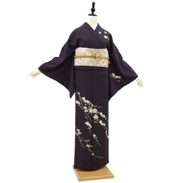 結婚式 「佐藤 潤」 極上縮緬地 本加賀友禅 黒留袖（正絹）仕立上り＜D634＞ 楽天市場】☆【下見OK】【本加賀友禅◇佐藤克司 作】高級訪問着 未