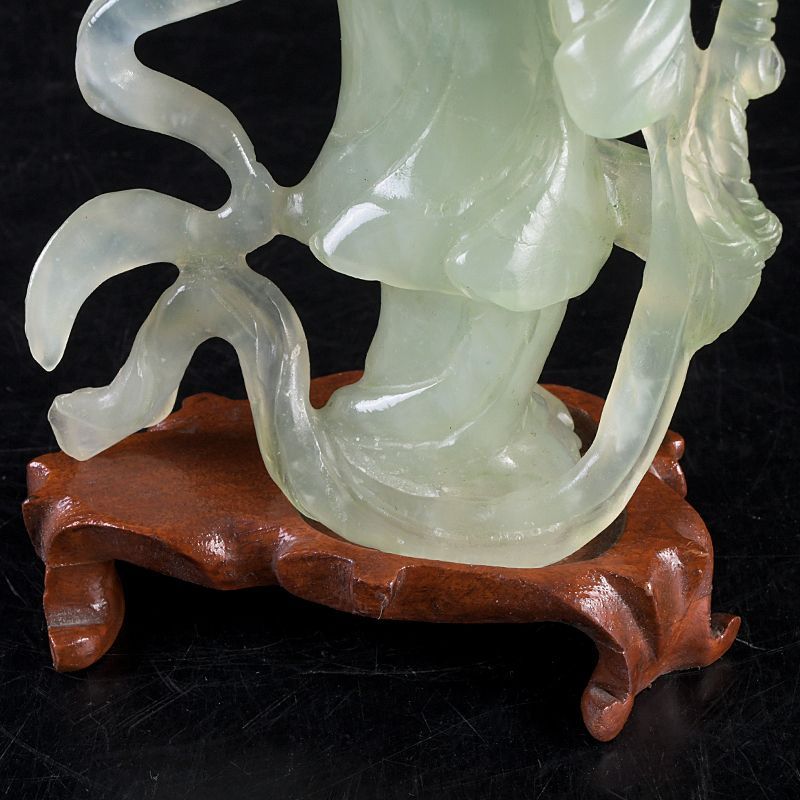 中国　玉石彫刻　象刻　置物　唐木台付　M　R7080 中国 玉石彫刻 象刻 置物 唐木台付 M R7080 中国 玉石彫刻 象刻