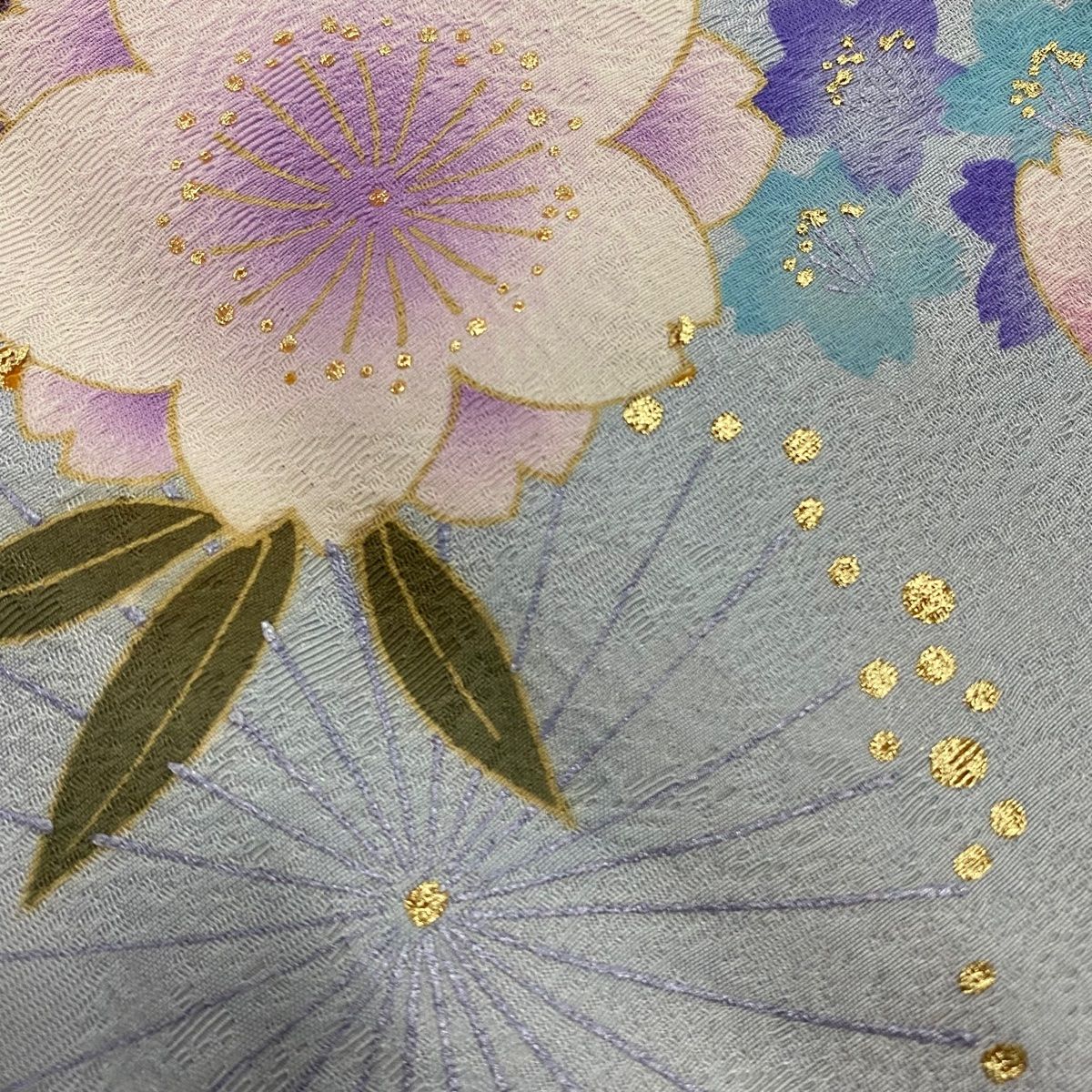 綺麗な紫色に艶やかに桜咲く　振り袖フルセット1F畳紙 振袖 桜雲-深朱-（ご予約受注品） | 振袖 | やまとオンラインストア