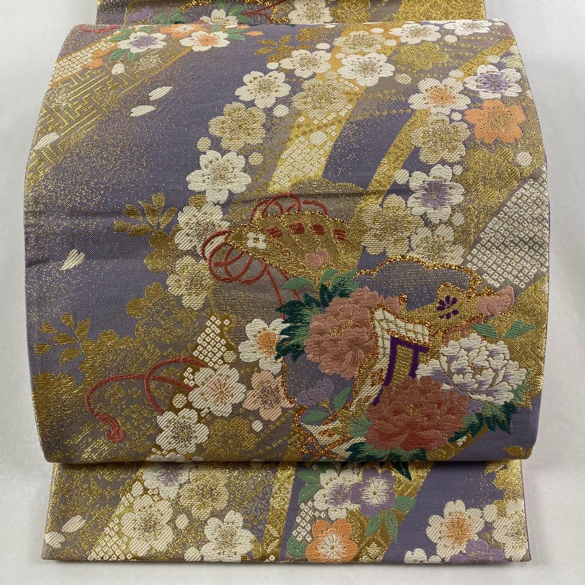 袋帯 秀品 振袖向き やまと 御所車 桜 箔 金糸 薄紫 六通 正絹 【中古
