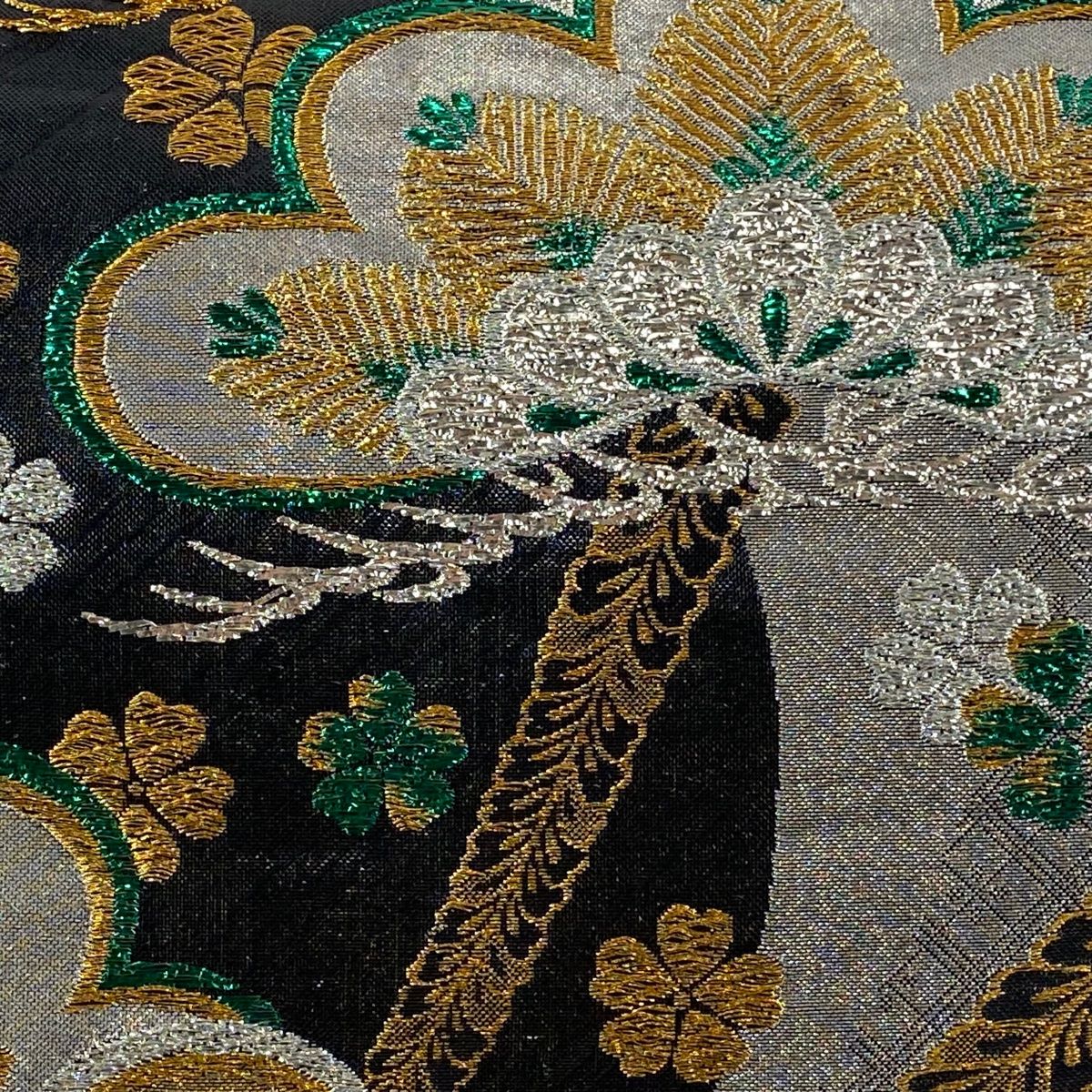 袋帯　振袖　ビロード　大輪花　金銀糸　ゴールド　正絹　#1115 15%OFFセール 廣部商事 振袖用 袋帯 金 ゴールド 仕立て上がり 斜め