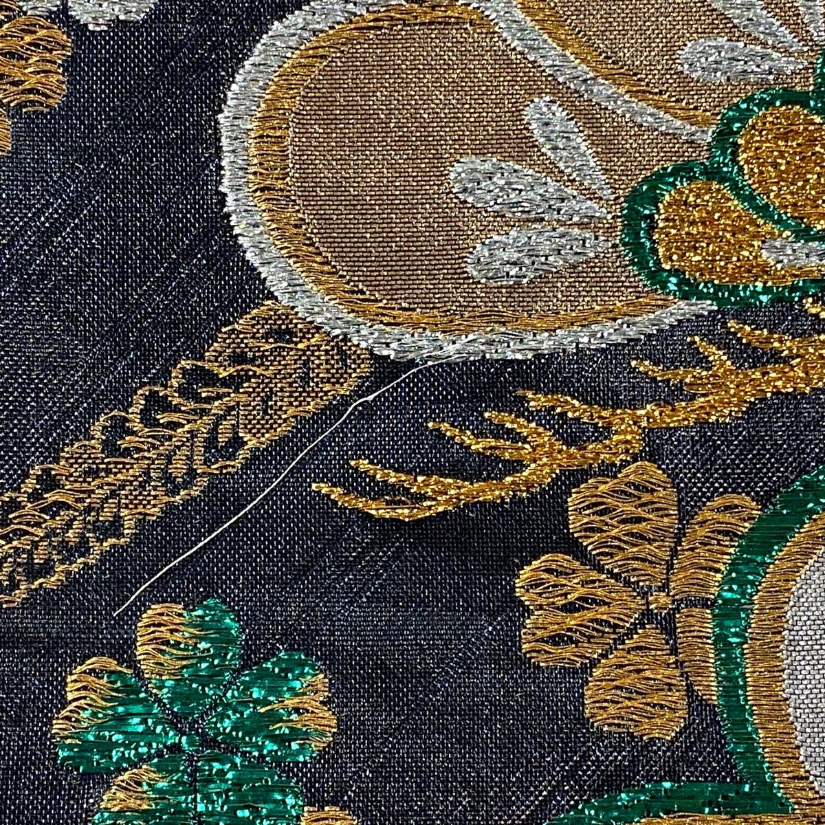 袋帯 秀品 関西仕立て 振袖向き 笠松 桜 箔 金銀糸 銀色 六通 正絹