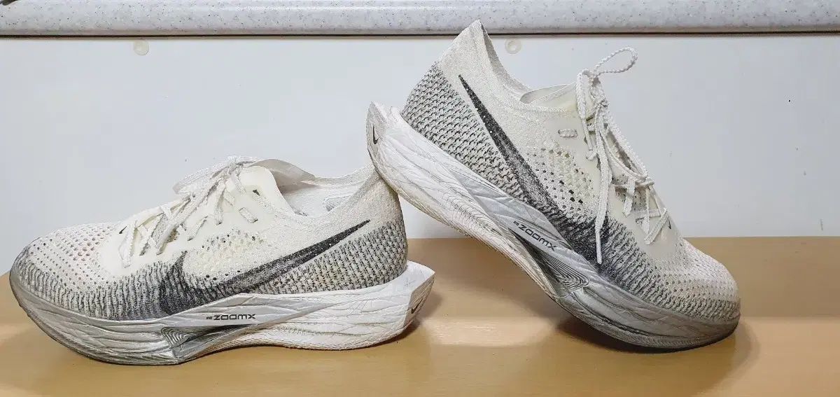 ナイキ ズームX ヴェイパーフライ 3 ランニングシューズ 265 270
