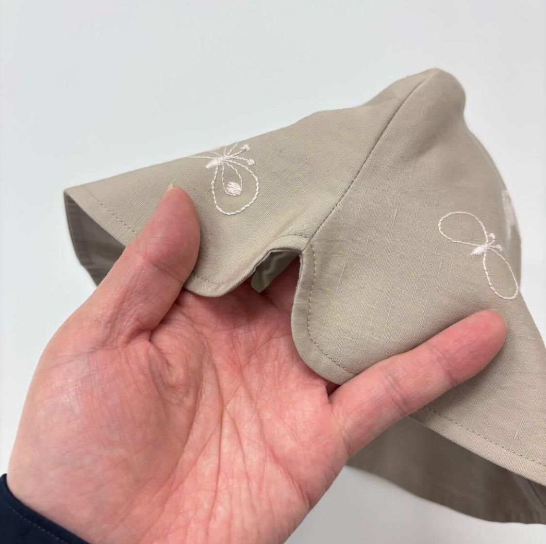 未使用品 希少minaperhonen ハットchoucho刺繍 未使用 mina perhonen ミナペルホネン KIDS キッズ choucho