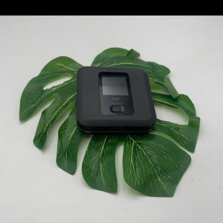 富士ソフト FS040W 本体 FS040WMB1 節約 SIMフリー 富士ソフト+F