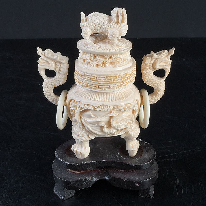 中国 練物彫刻 雙耳活環 獅子鈕蓋爐 香炉 唐木台付 N S349 - メルカリ