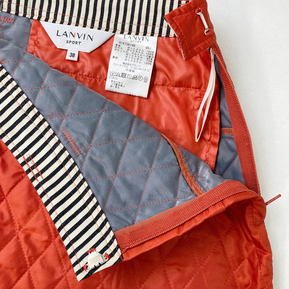 サイズ：38 LANVIN SPORT ランバン スポール  キルティング 中綿スカート  オレンジ系 [240101467151] ゴルフウェア レディース ストスト サイズ：38 LANVIN SPORT ランバン スポール キルティング 中綿