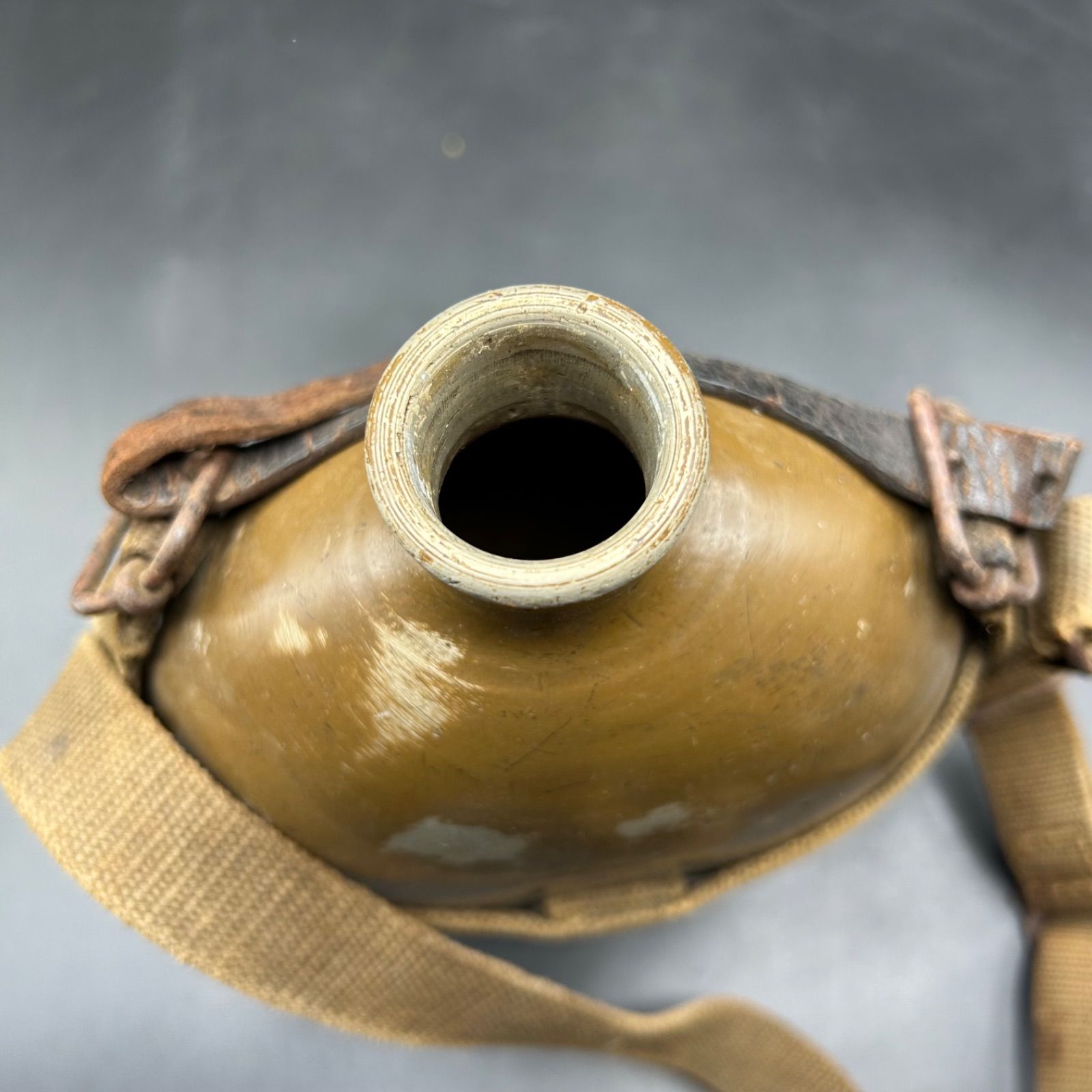 ①日本陸軍 水筒 昭和レトロ 当時物 ミリタリー 日本軍 軍用水筒 兵用