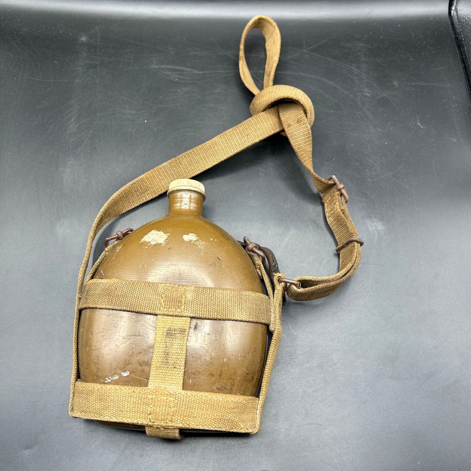 ①日本陸軍 水筒 昭和レトロ 当時物 ミリタリー 日本軍 軍用水筒 兵用