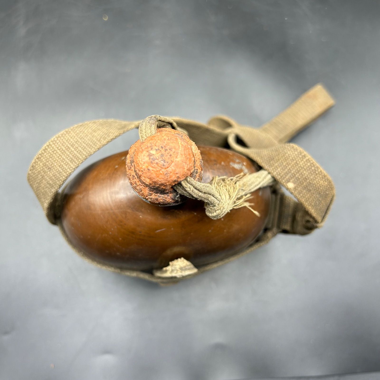 ②日本陸軍 水筒 昭和レトロ 当時物 ミリタリー 日本軍 軍用水筒 兵用