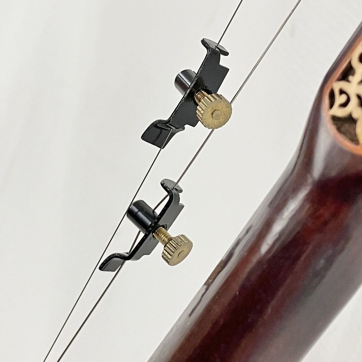 陸林藝 二胡 中国 民族 楽器 弦楽器 弓 ケース付き 中古 Y10613456