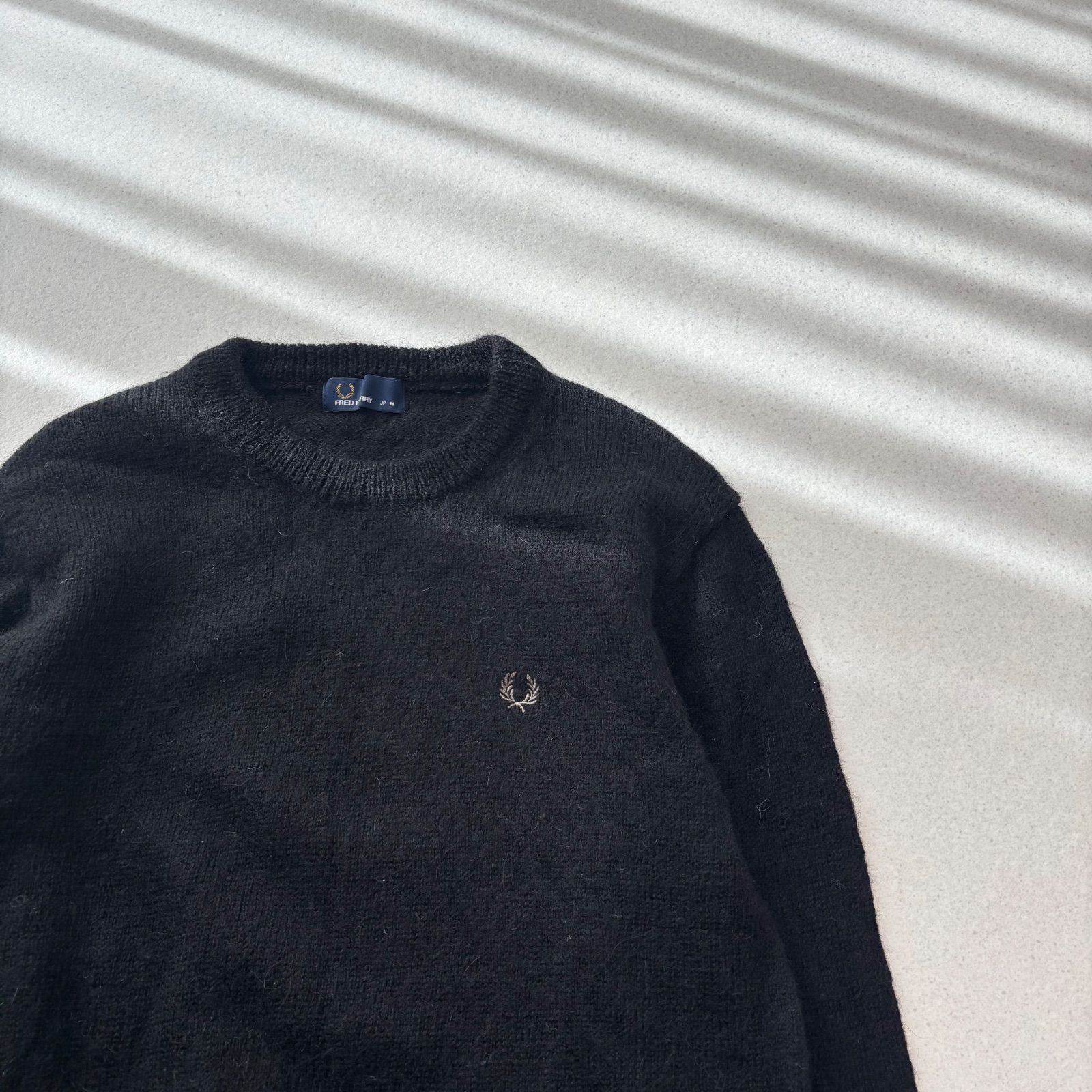 FRED PERRY フレッドペリー ウール ニット セーター ロゴ刺繍 ブラック 