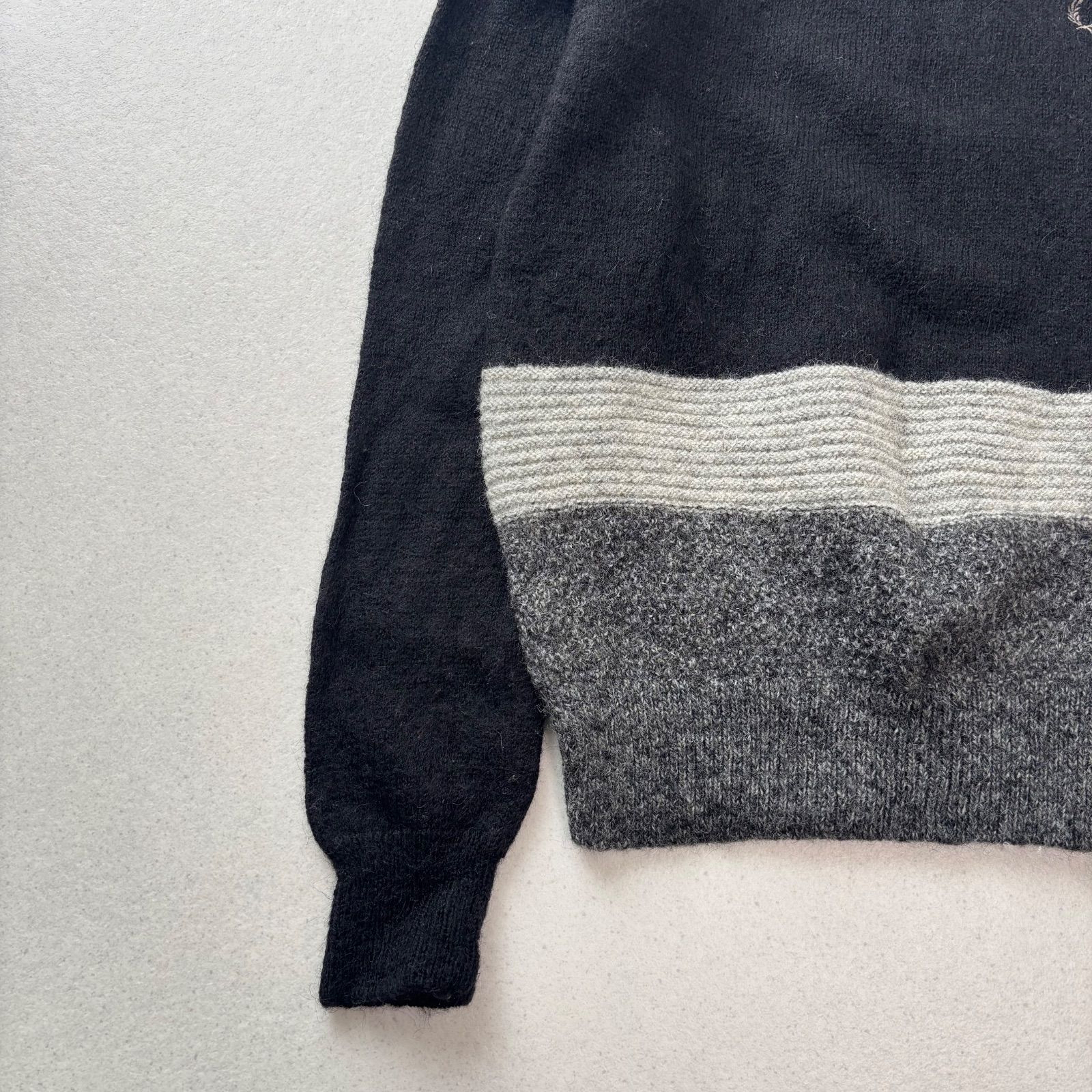 FRED PERRY フレッドペリー ウール ニット セーター ロゴ刺繍 ブラック 