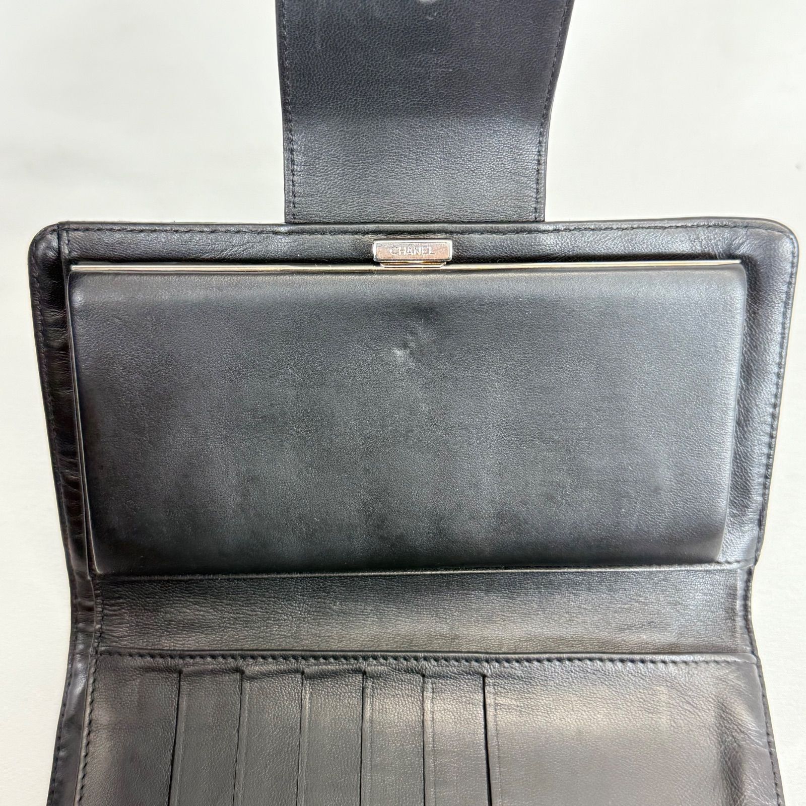 人気・美品】CHANEL シャネル ラムスキン アイコンライン ココマーク