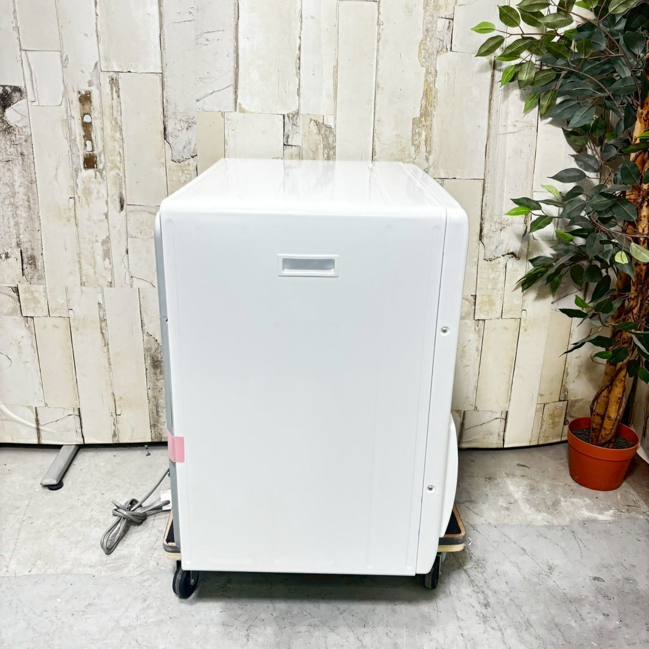 2025年製】HITACHI 日立 DE-N60HV 除湿形電気衣類乾燥機 6.0kg - メルカリ