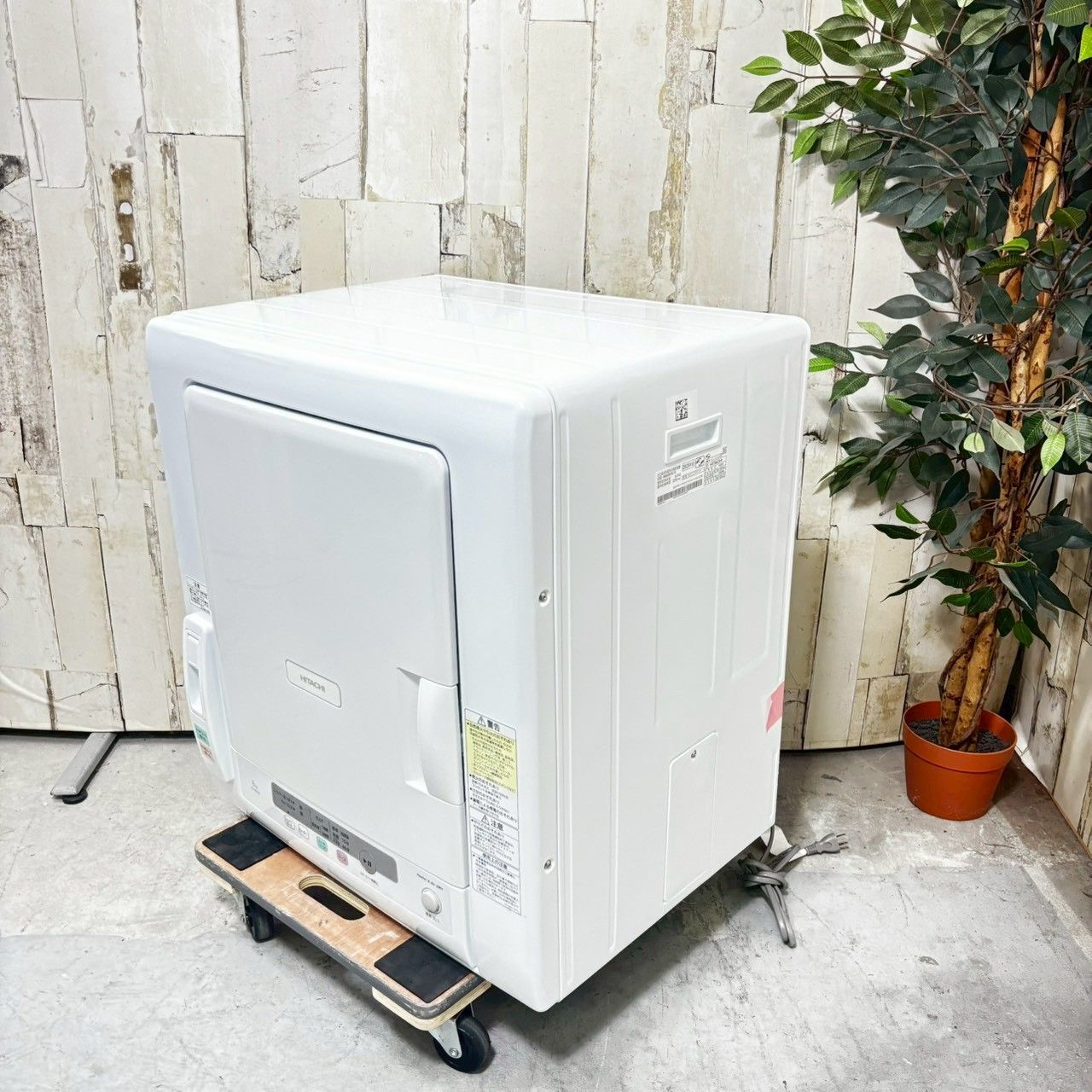 2025年製】HITACHI 日立 DE-N60HV 除湿形電気衣類乾燥機 6.0kg - メルカリ