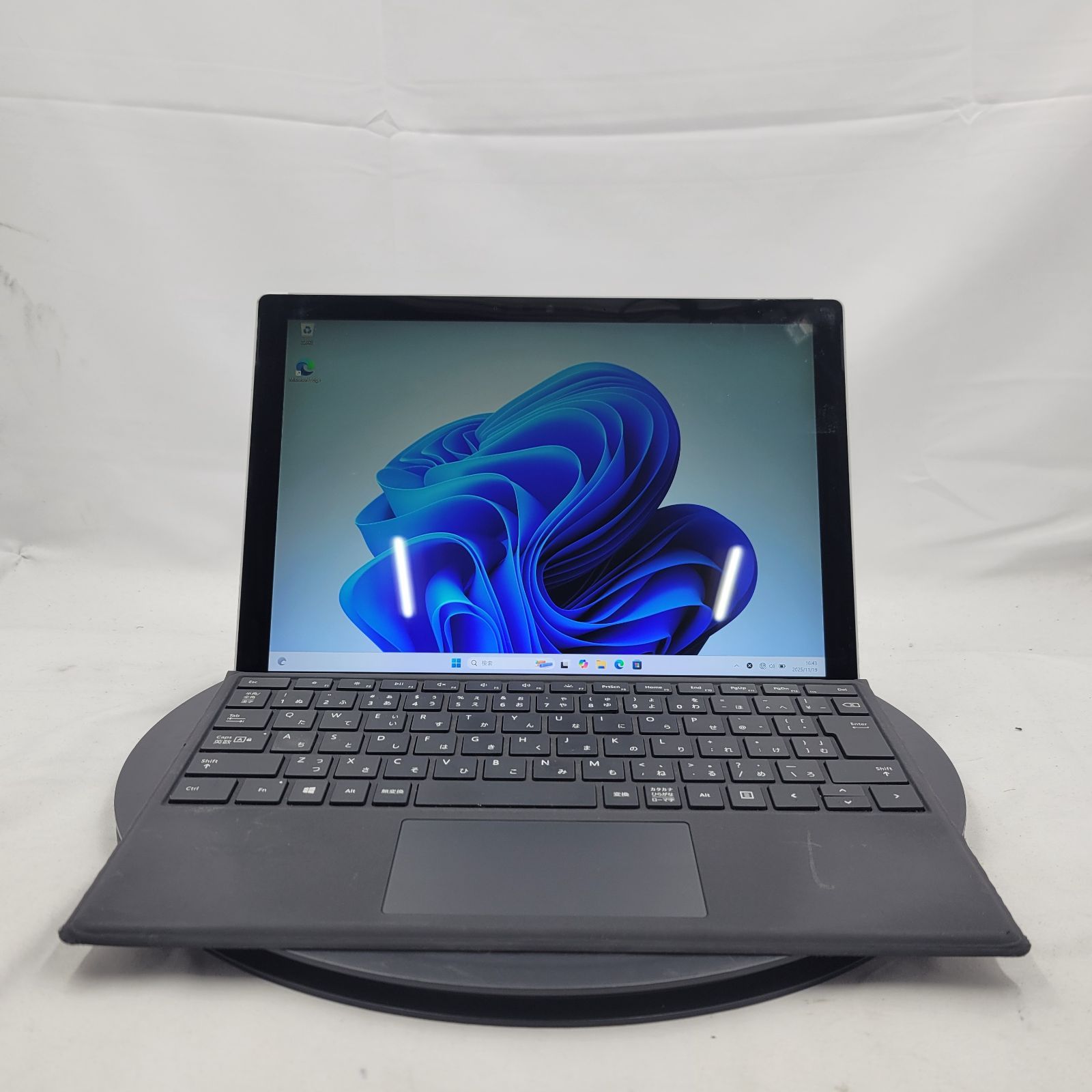 液晶割れありMicrosoft Surface Pro 7 [Core i5 1035G4 16GB SSD 256GB