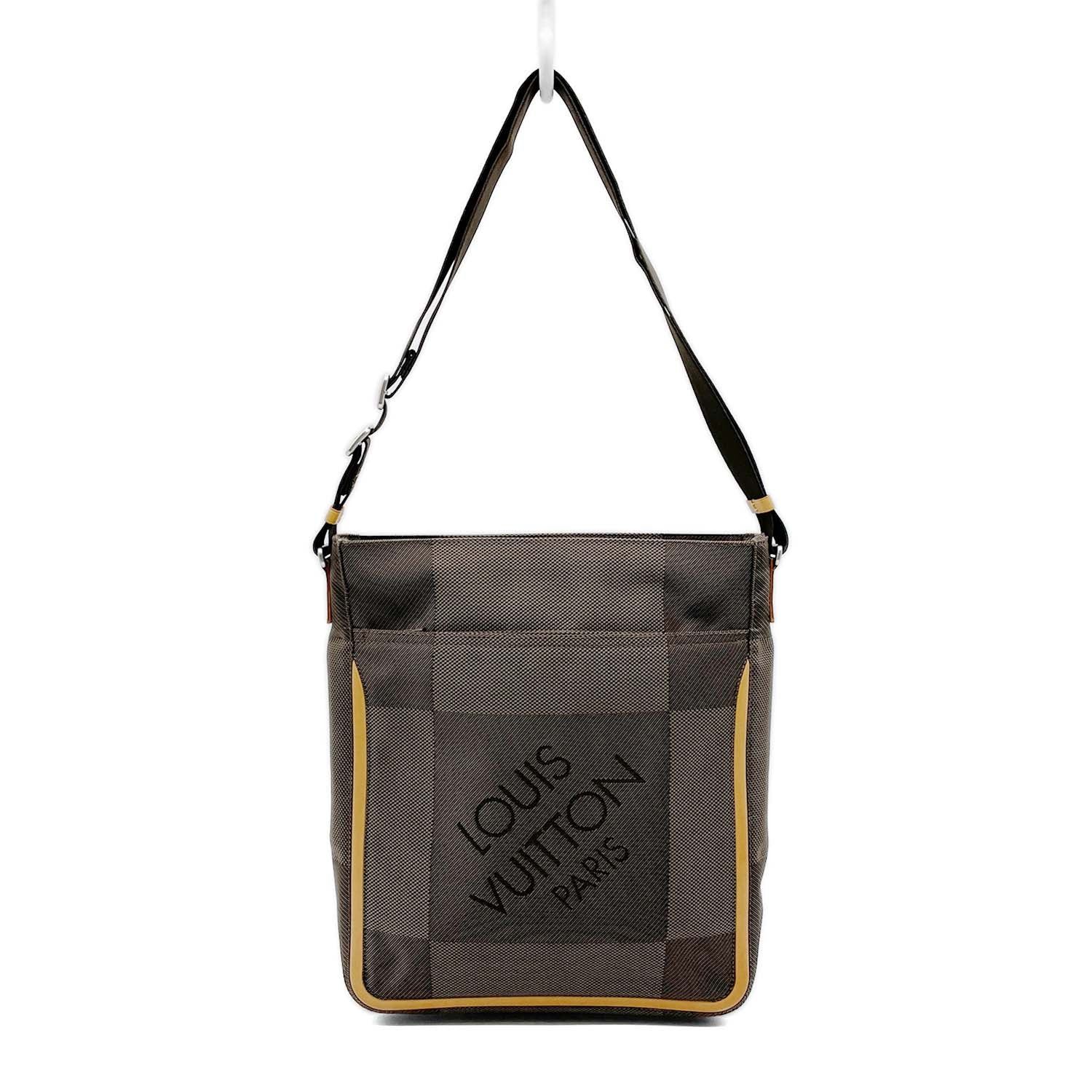 LOUIS VUITTON ルイヴィトン ショルダーバッグ コンパニョン M93046