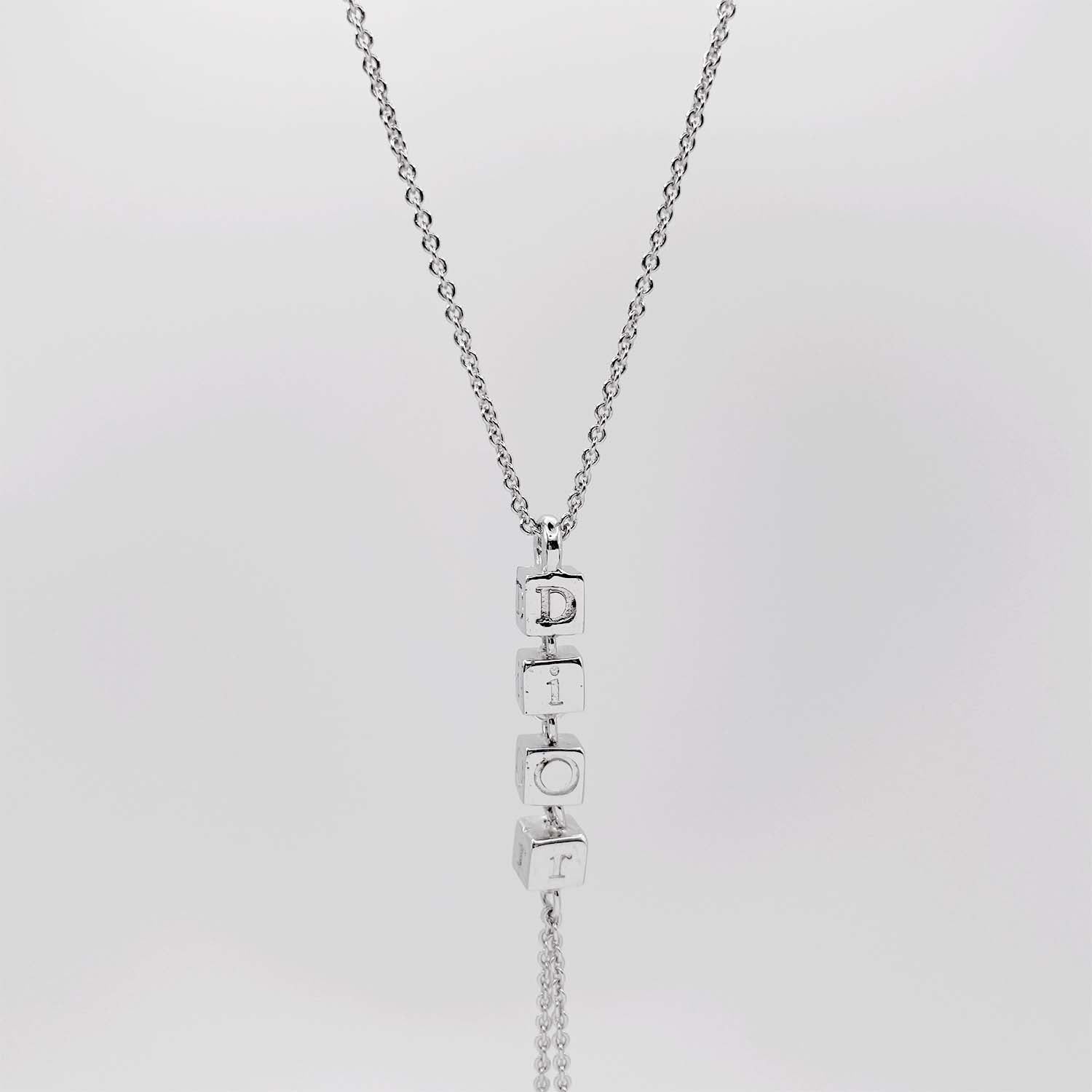 Dior（ディオール）CD キューブ ネックレス シルバー ディオール Dior ネックレス シルバー CDロゴ キューブ ラインストーン