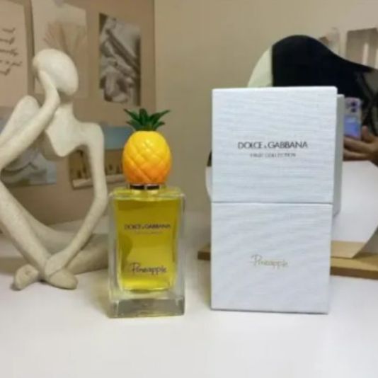 ドルチェ&ガッバーナ香水　パイナップル150ml ドルチェ&ガッバーナ香水 パイナップル150ml