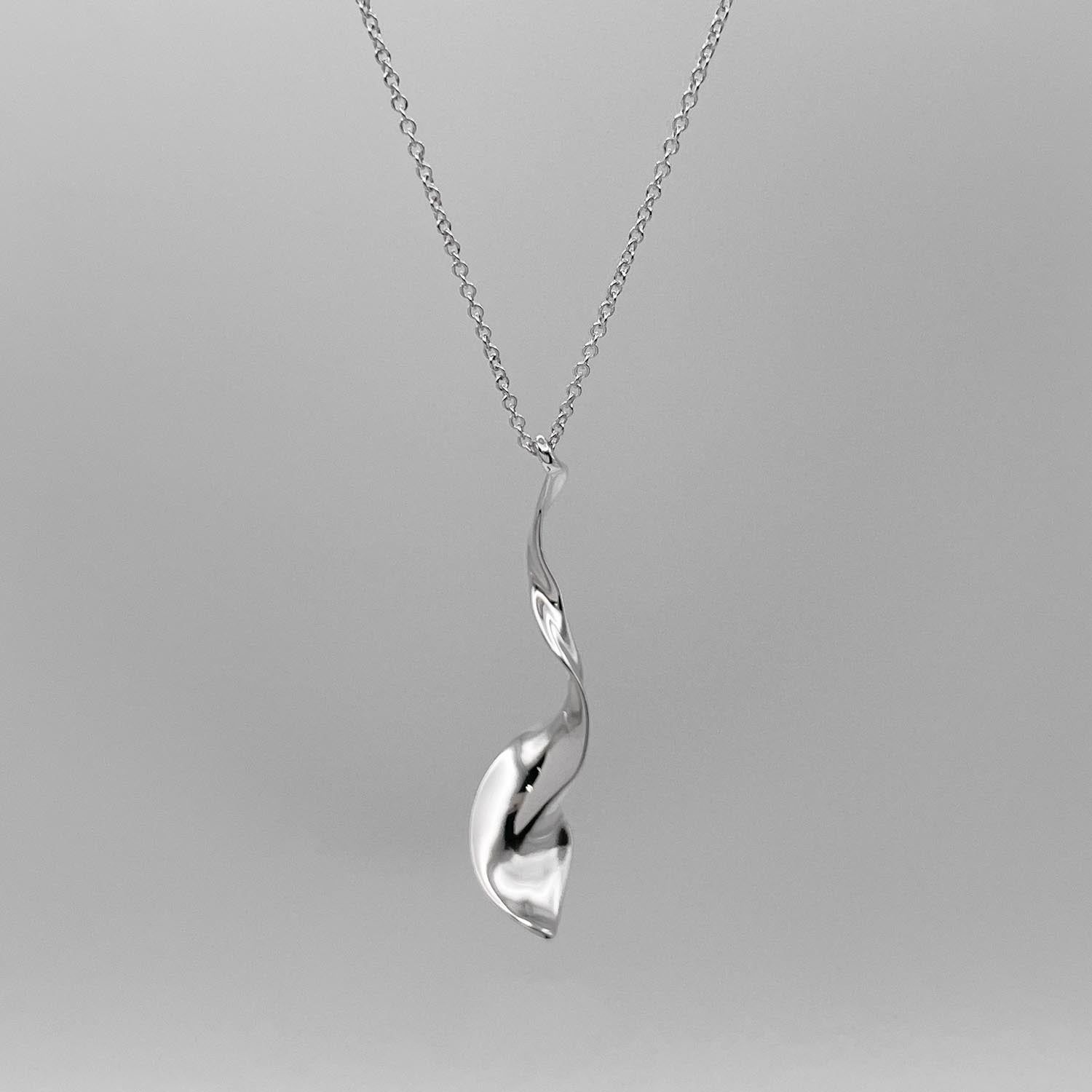 美品　ティファニー　フランクゲーリー　オーキッド　ドロップ　シルバー　ネックレス 美品 ティファニー フランクゲーリー オーキッド ドロップ シルバー