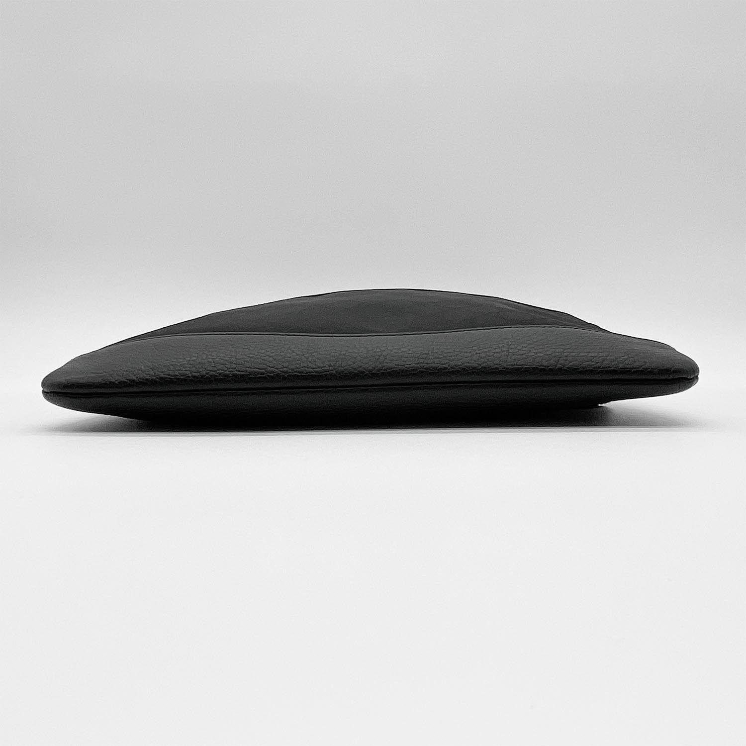 GUCCI グッチ GGキャンバス ショルダーバッグ 374414 ブラック 訳アリ