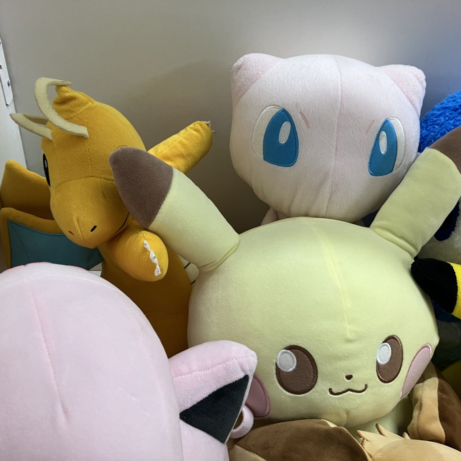 ポケモン　ぬいぐるみ　グッズ　まとめ売り① ◇ 【ジャンク品】 16点 まとめ商品 ポケモンぬいぐるみ ① ピカチュウ