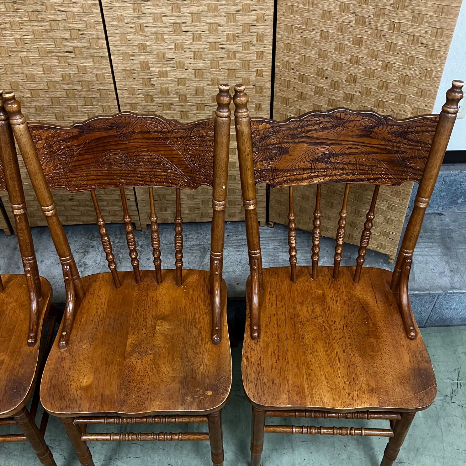 お値下げ！！アンティーク椅子 フランス生まれのサロンチェア、大人色のアンティークプチポワンチェア