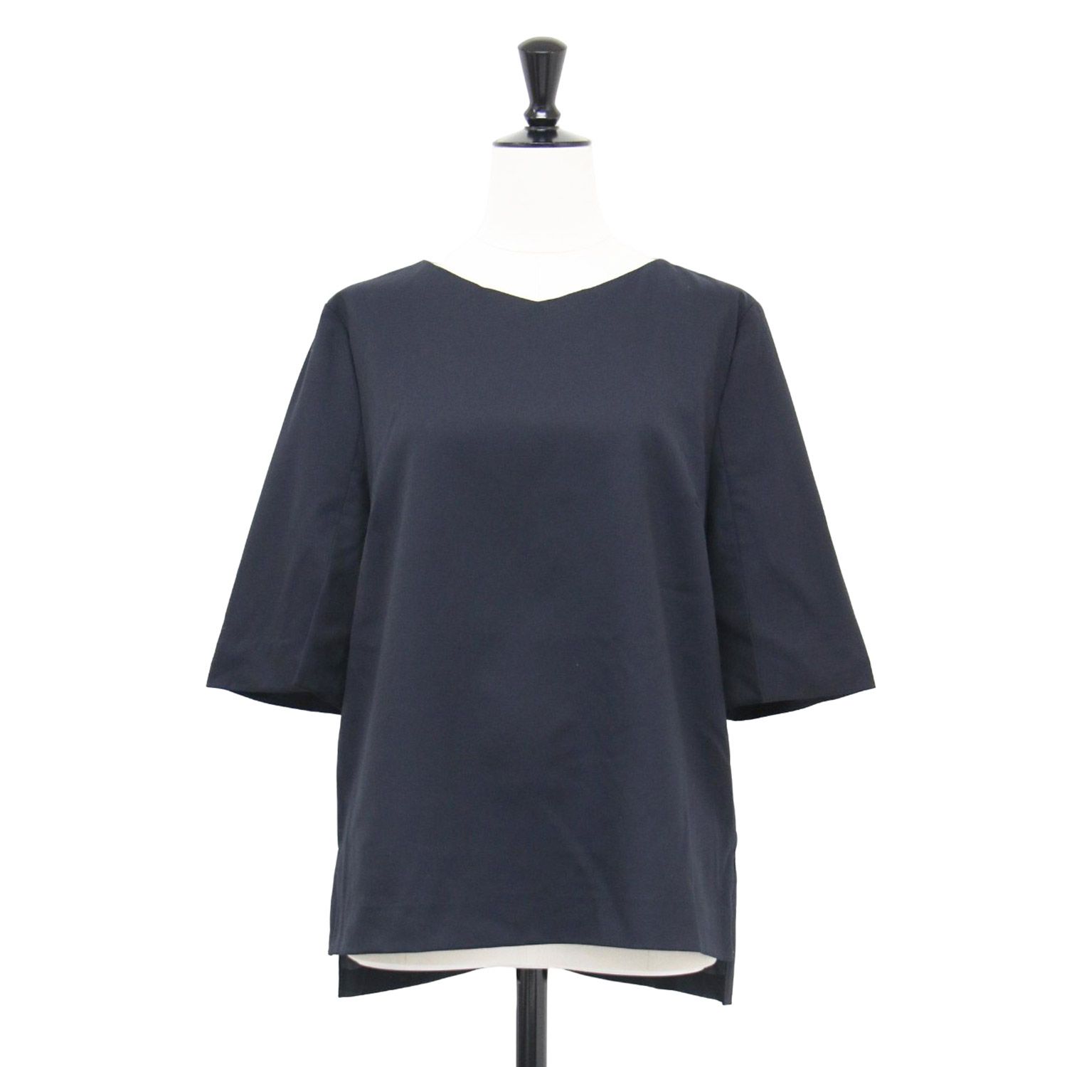 TOMORROWLAND collection トゥモローランド ブラウス ネイビー 紺 サイズ:36(9号) | 25春夏 ファイン ウーステッド ウール スリットスリーブ ブラウス | プルオーバー Vネック 五分袖 | 日本製【レディース】【】