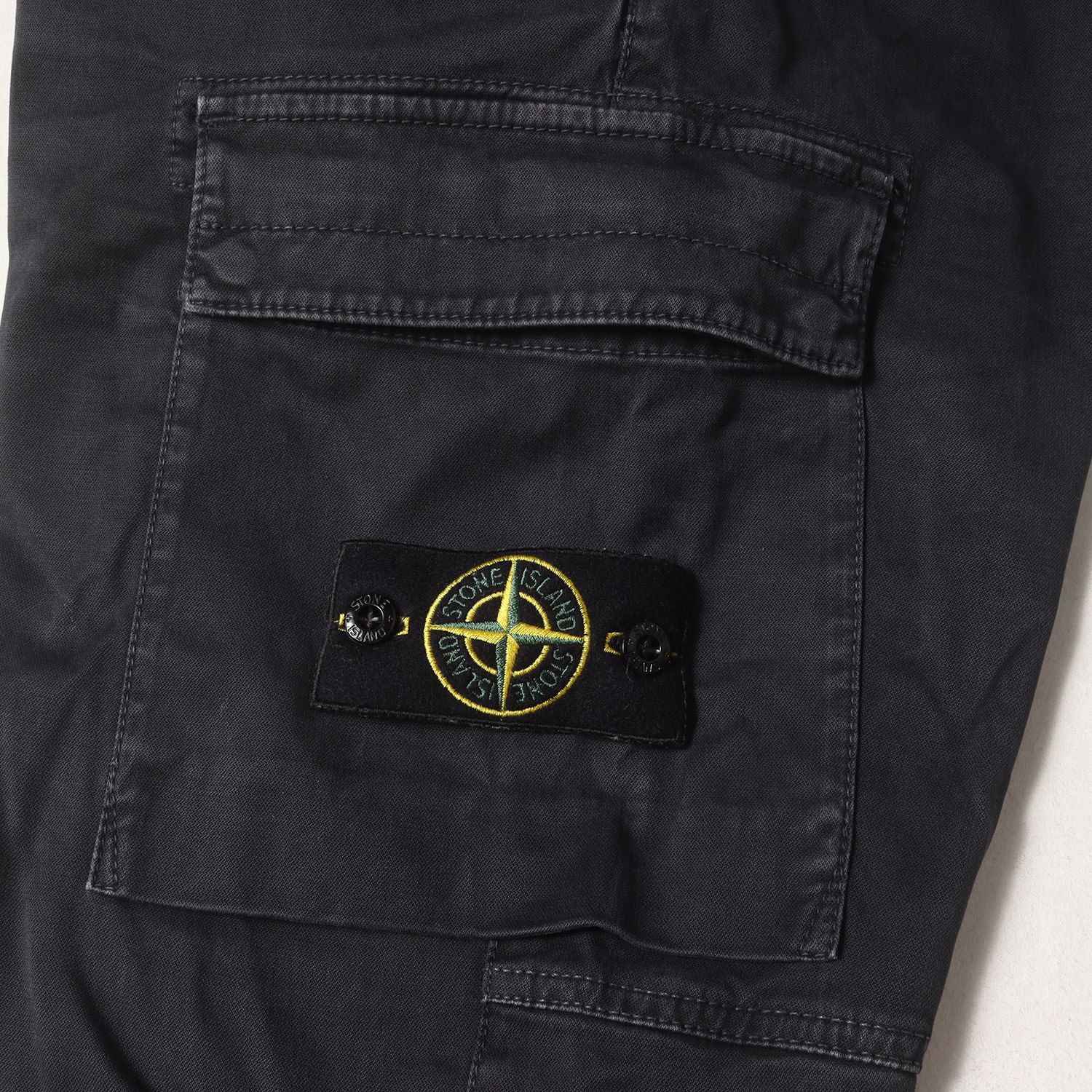 STONE ISLAND ストーンアイランド パンツ ブラック 黒 サイズ:32