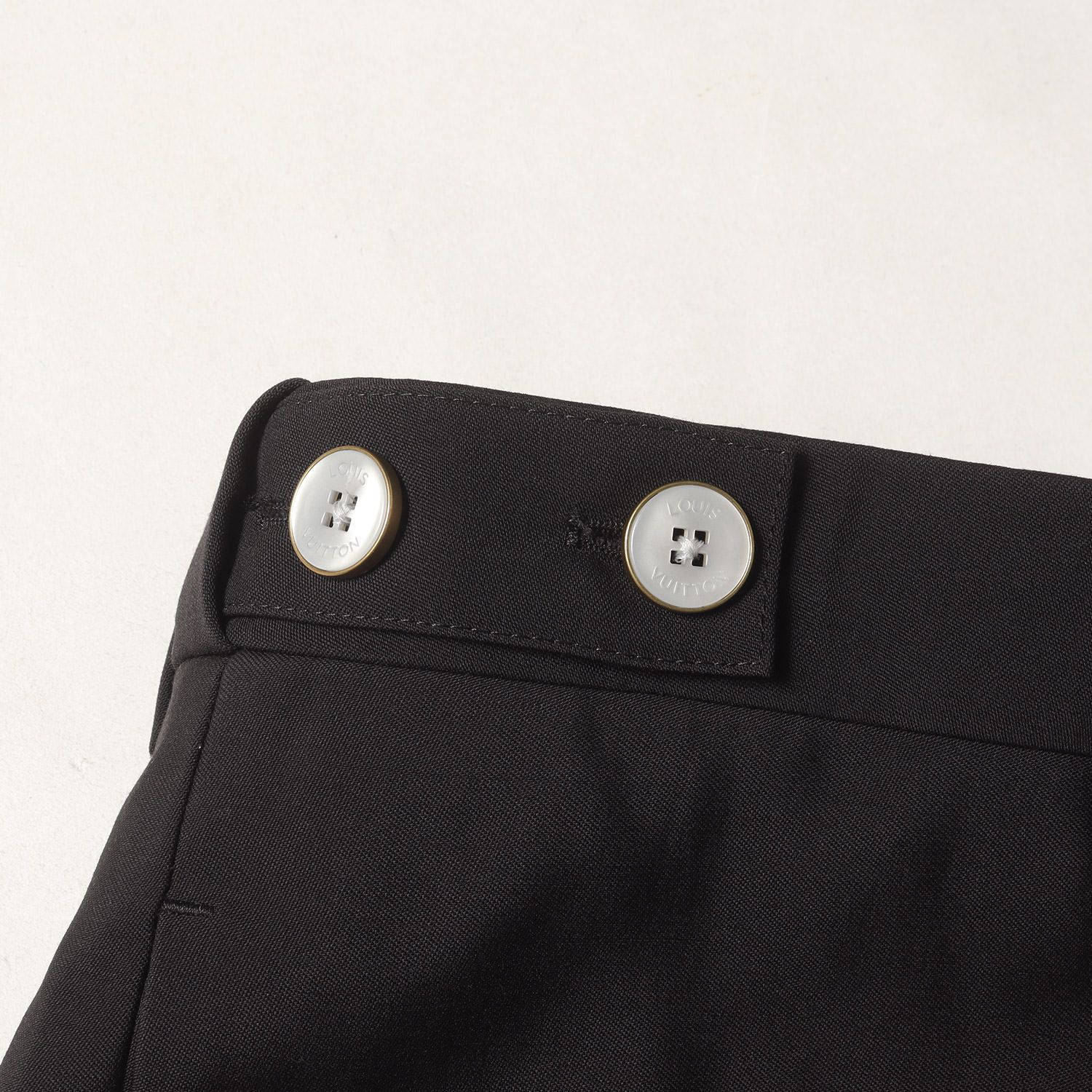 美品】LOUIS VUITTON ルイヴィトン パンツ ブラック 黒 サイズ:52