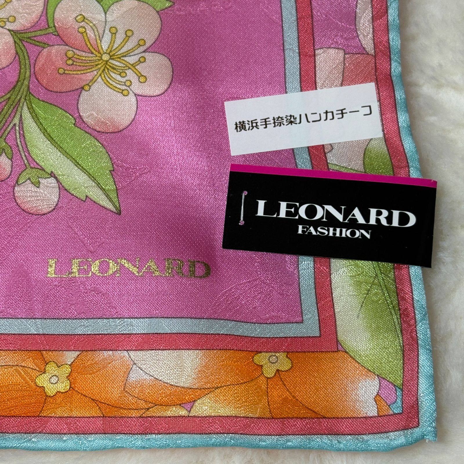 未使用品】LEONARD/レオナール シルク/綿 100% ハンカチ 鮮やか 花柄