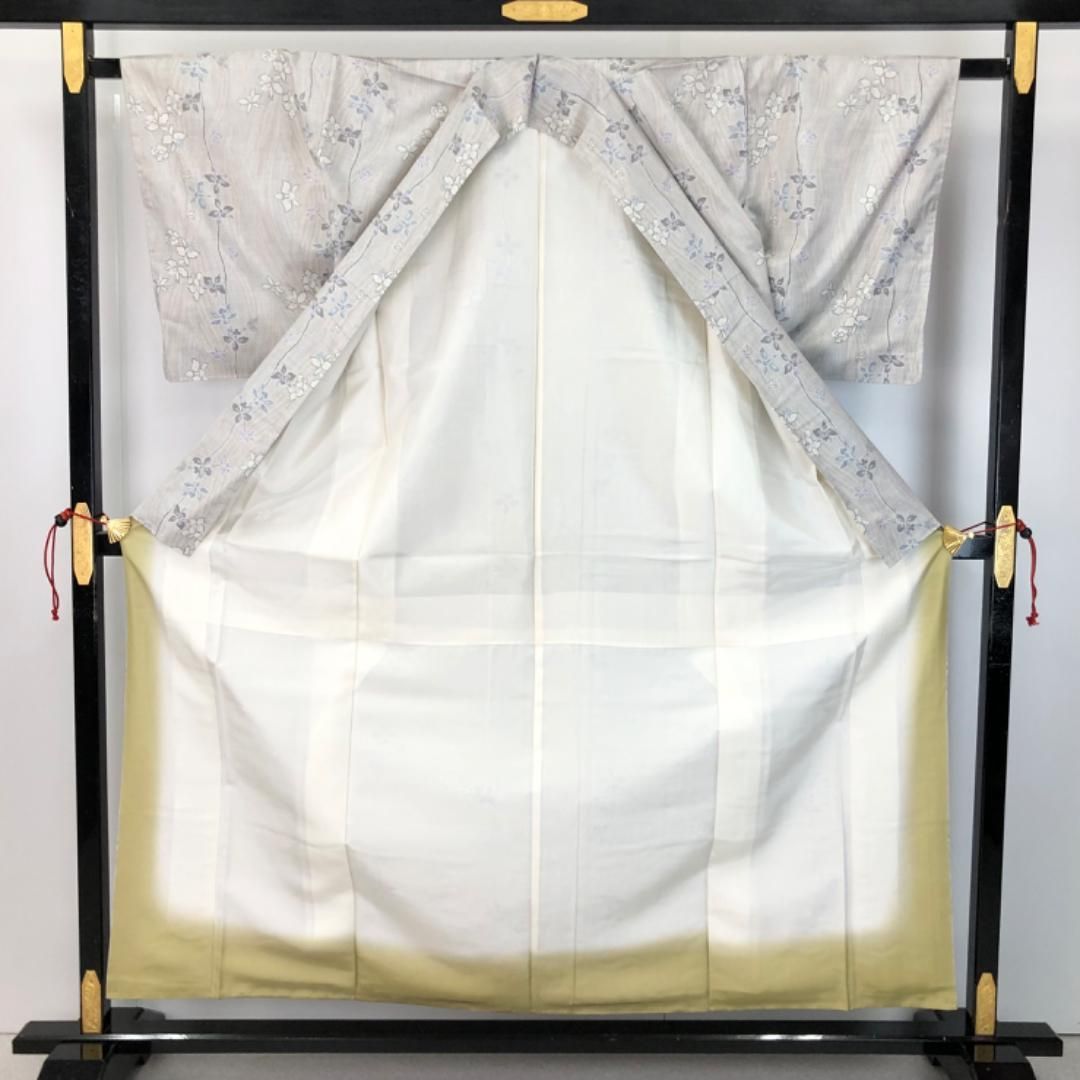 本場大島紬 白大島 カタス7マルキ 縦柄花模様 しつけ糸 K-5546 - メルカリ