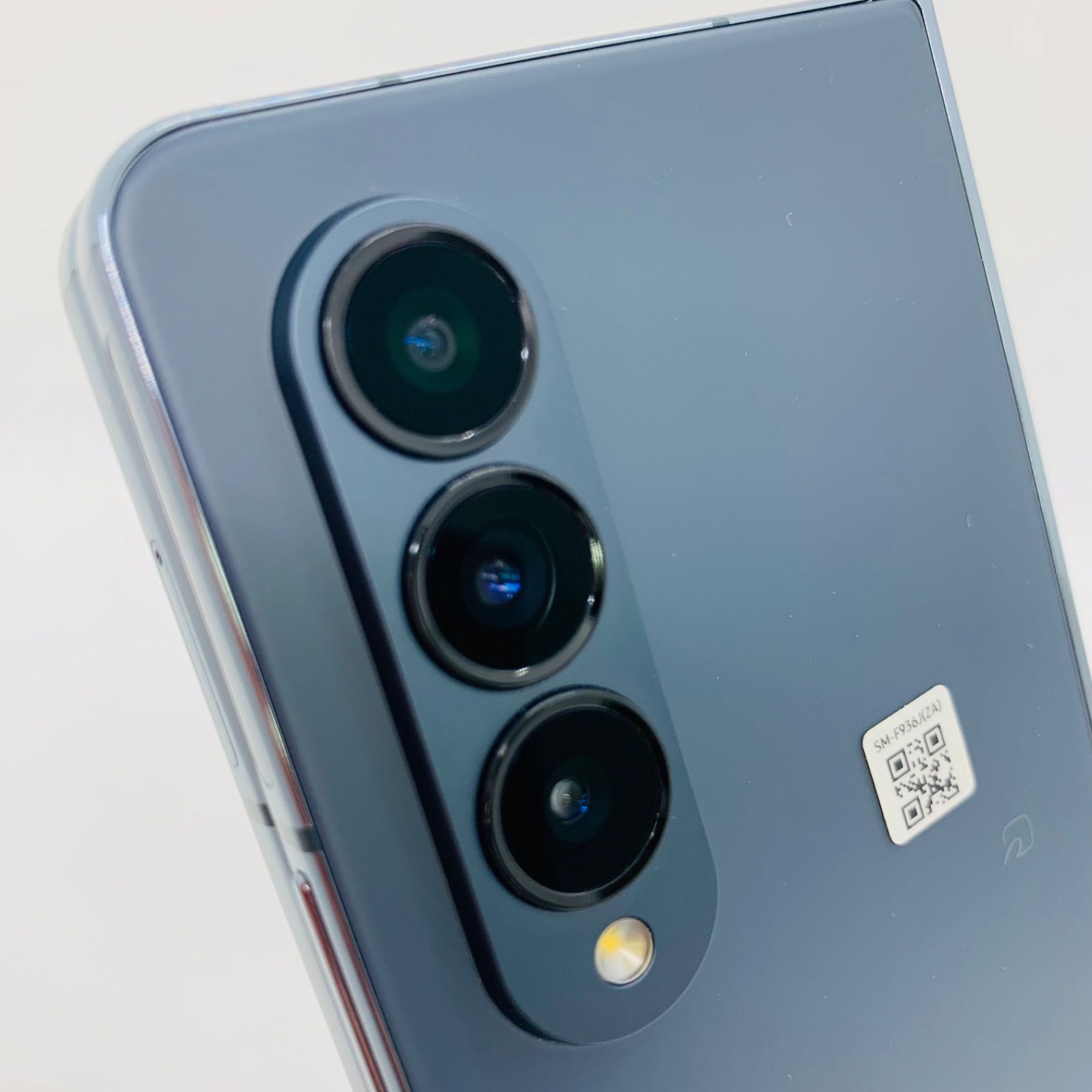 ☆【訳あり品】au Galaxy Z Fold4 256GB SCG16) グレイグリーン - メルカリ