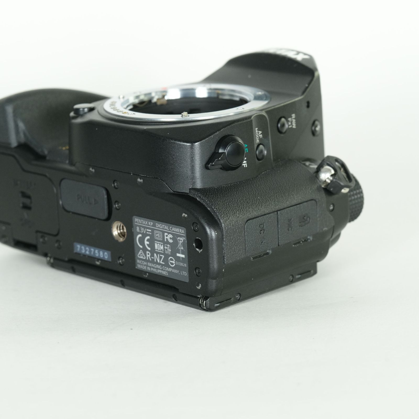 Pentax KP デジタル一眼レフカメラ 本体　シャッター回数7747回 Pentax KP デジタル一眼レフカメラ 本体 シャッター回数7747回 Pentax