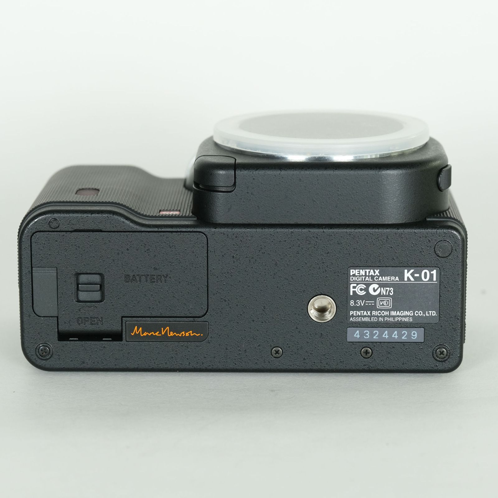 美品 | シャッター数175回] PENTAX K-01 ボディ ブラック/ブラック