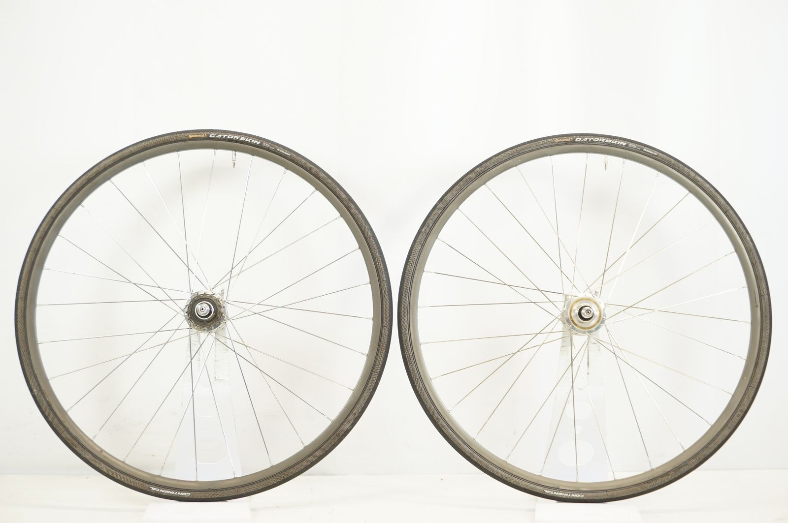 SUNTOUR 「サンツアー」 SUPERBE PRO ハブ ARAYA SDX-5 リム シングル