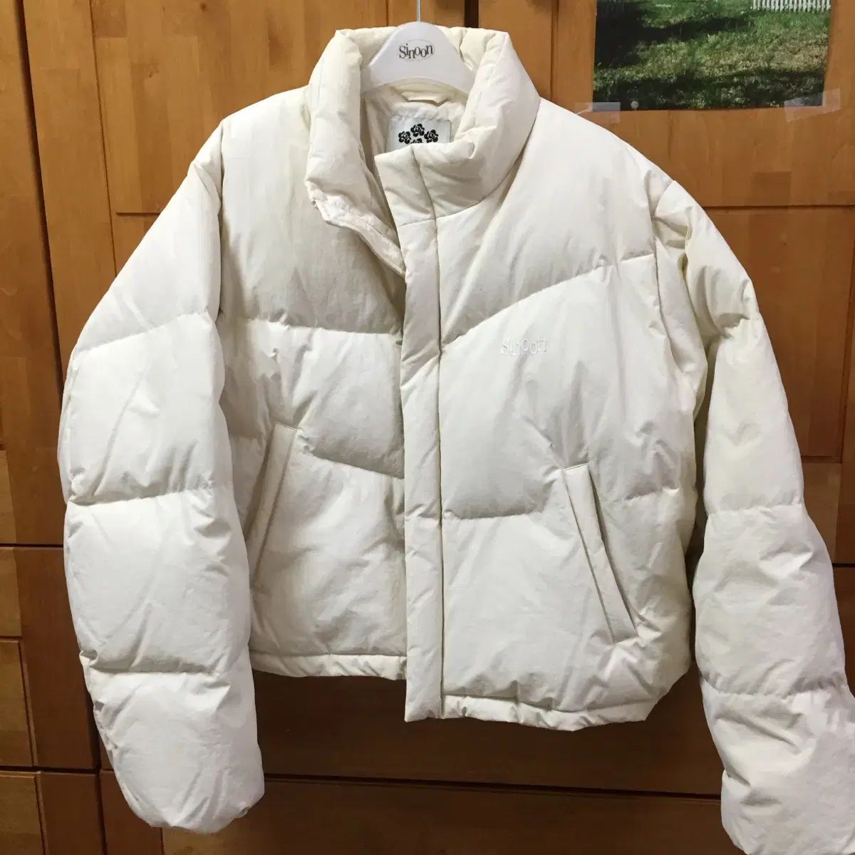 シヌーン SINOON Puffer Jacket アイボリー - メルカリ